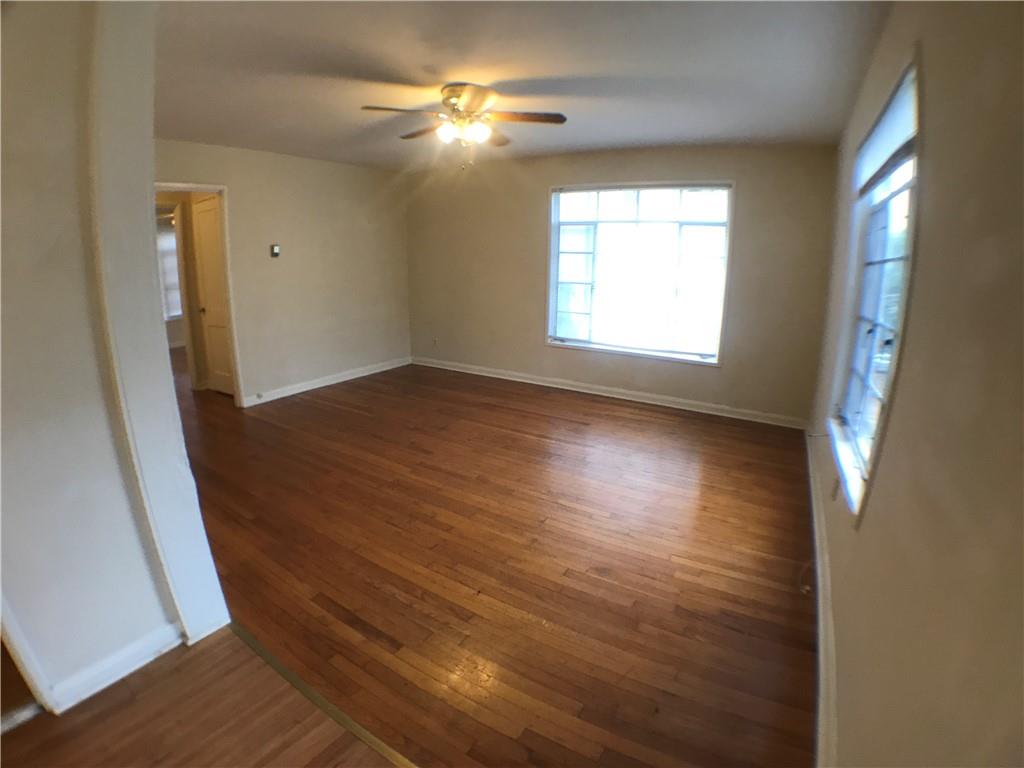 1008 W 25th St C Property Photo 2