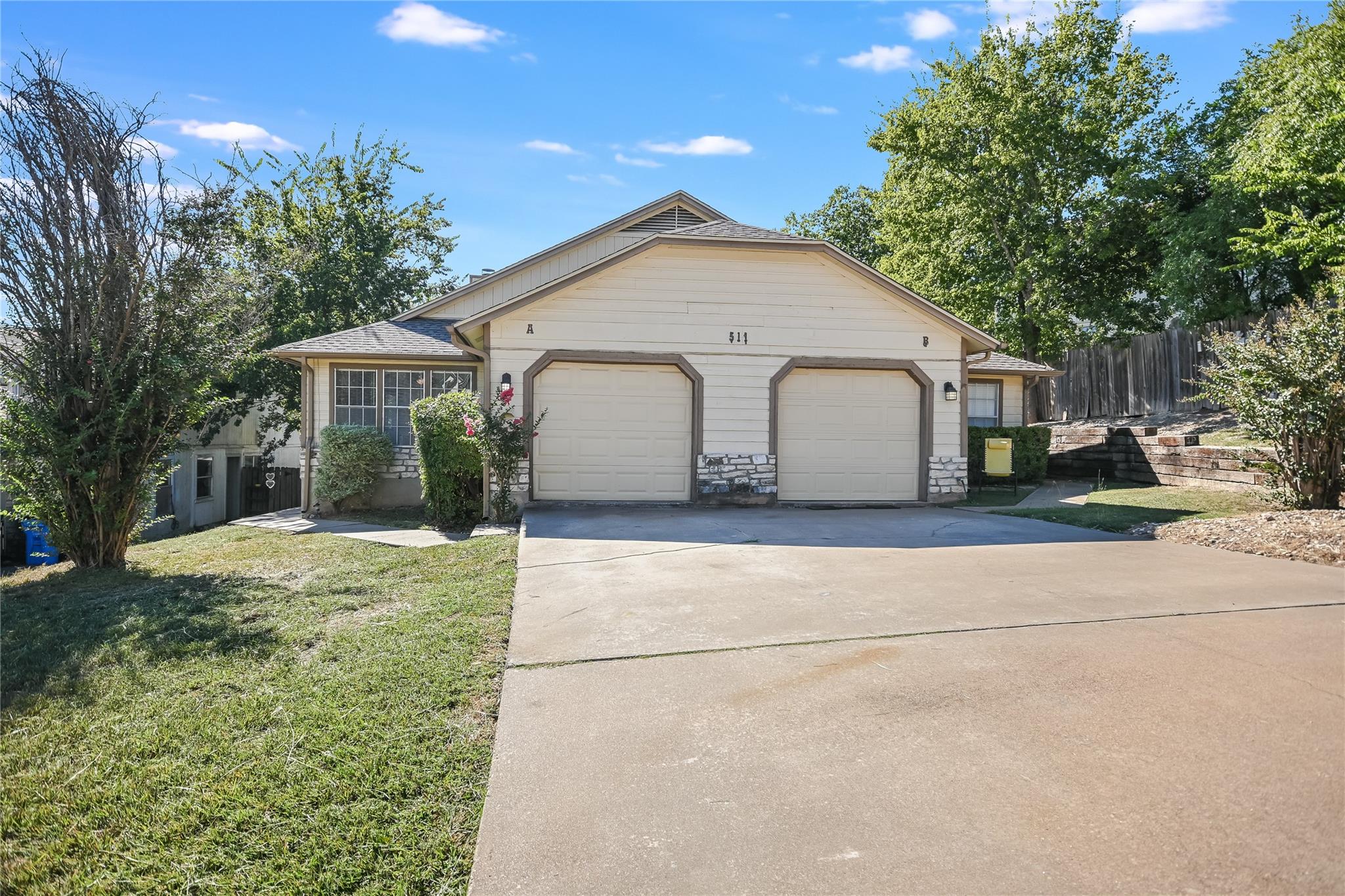 511 Cutty Trl A Property Photo 2
