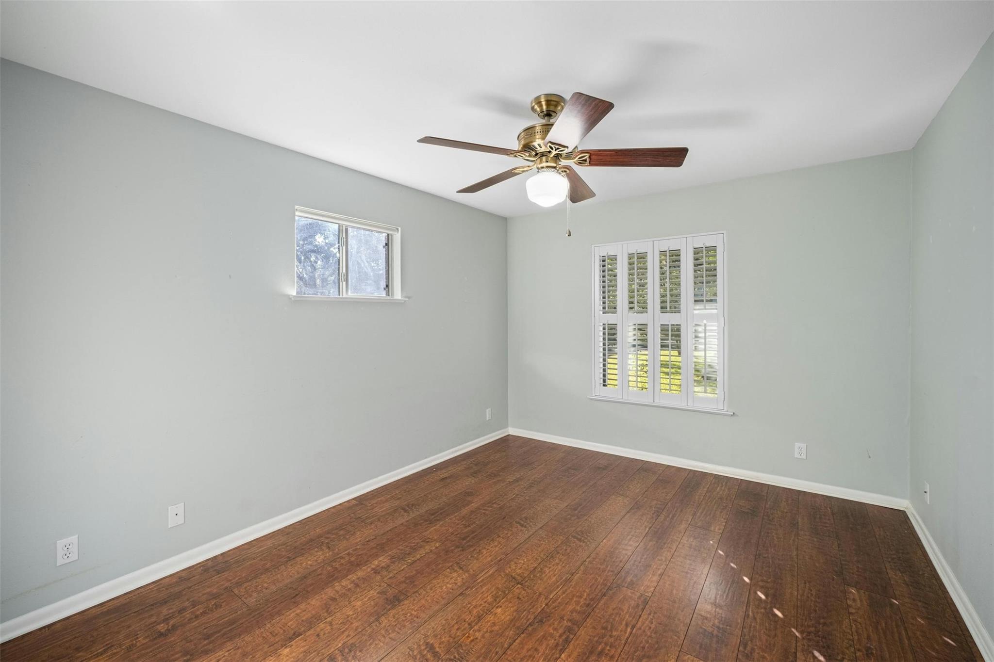 7110 Sungate Dr Property Photo 9