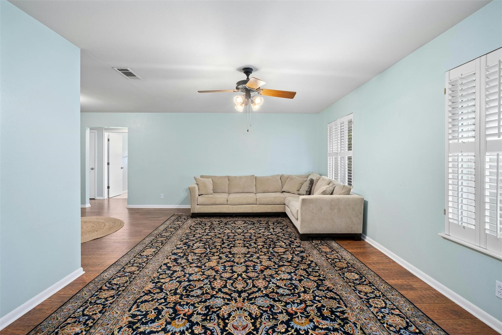 7110 Sungate Dr Property Photo 17