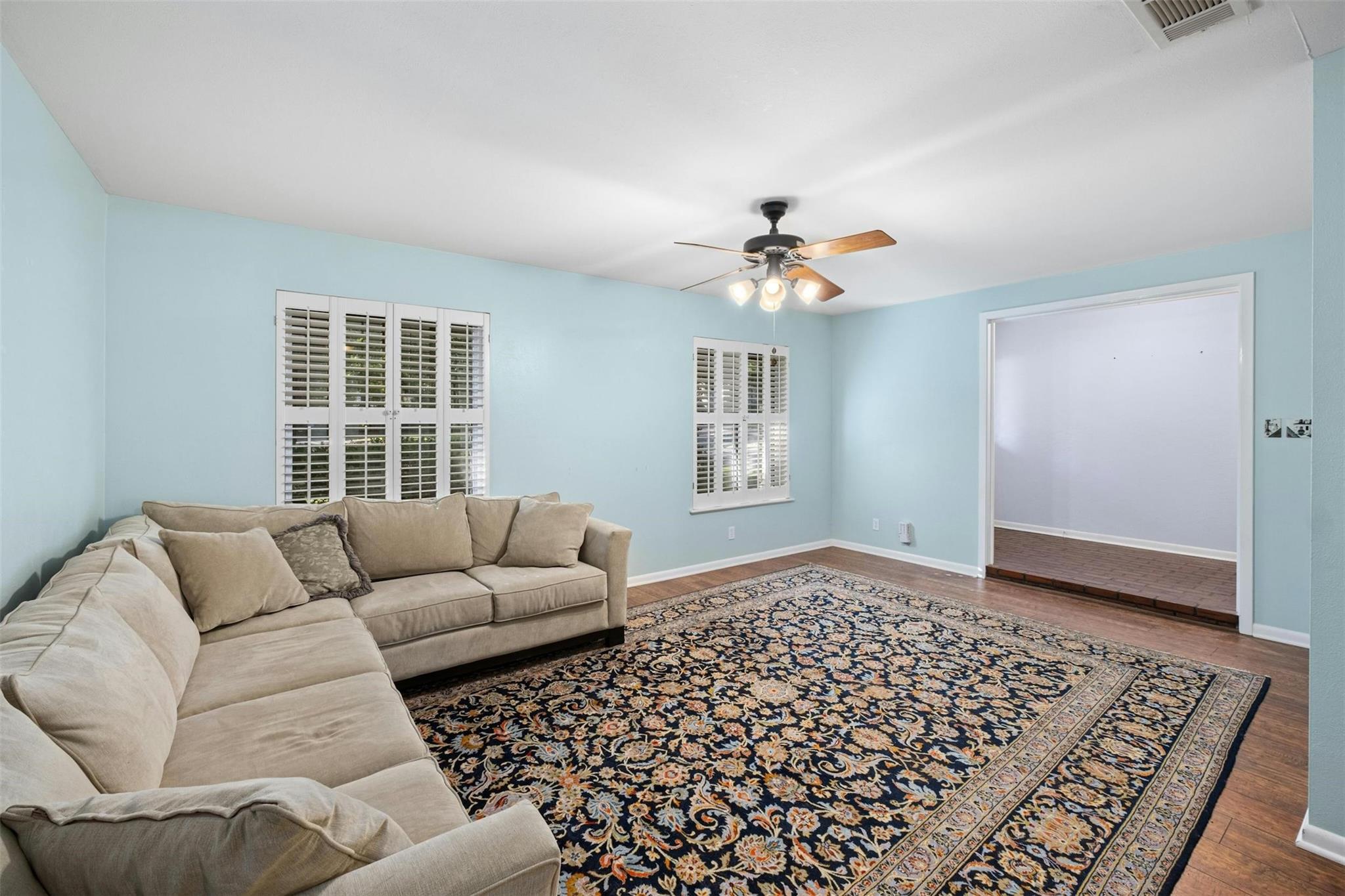 7110 Sungate Dr Property Photo 18