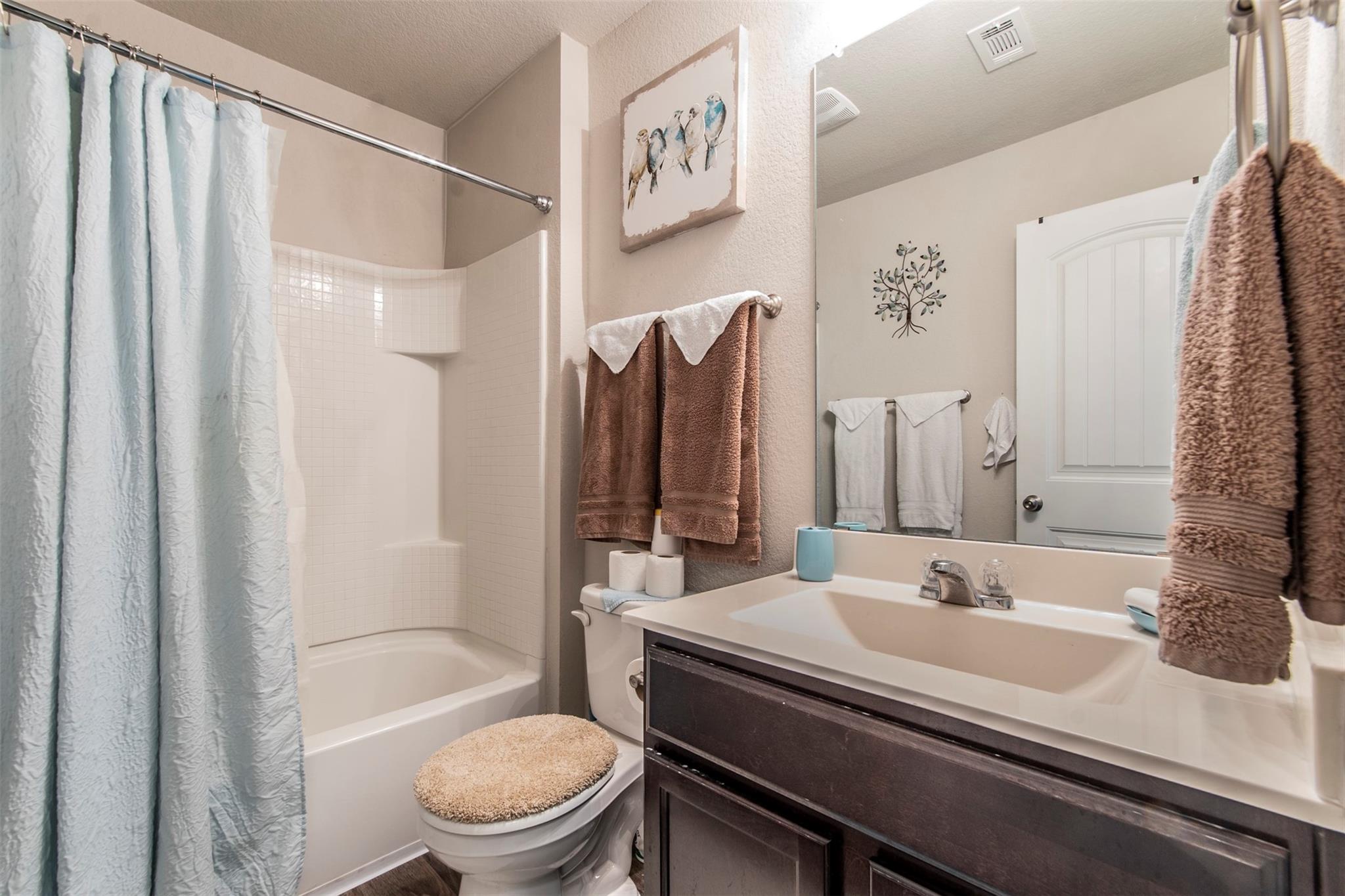 5913 Brampton Ln Property Photo 10