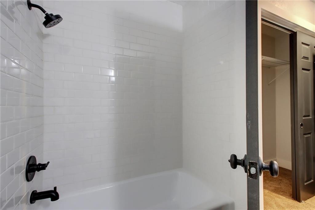 909 Reinli St 109 Property Photo 19