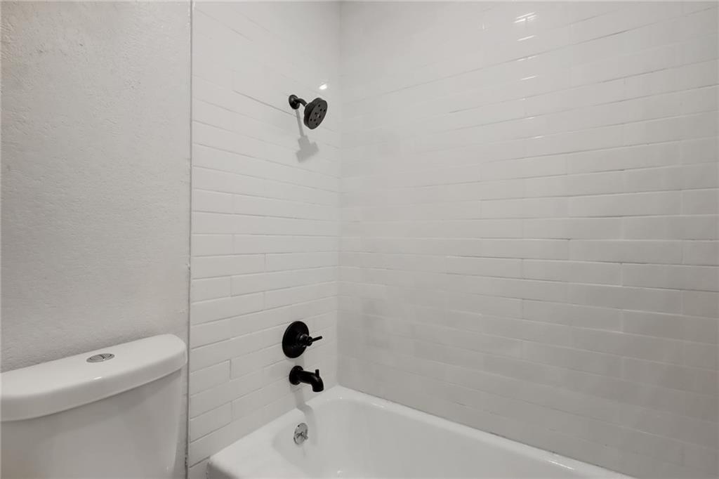 909 Reinli St 109 Property Photo 22