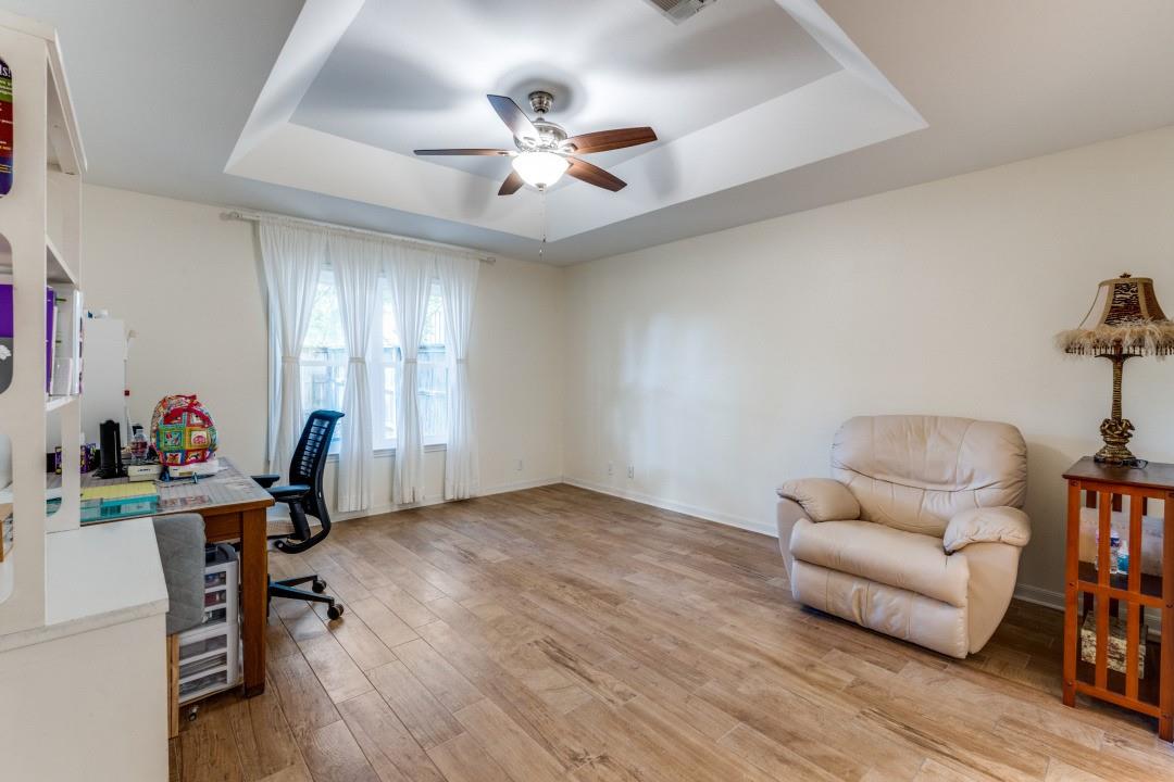 969 Woodrow Cir Property Photo 18