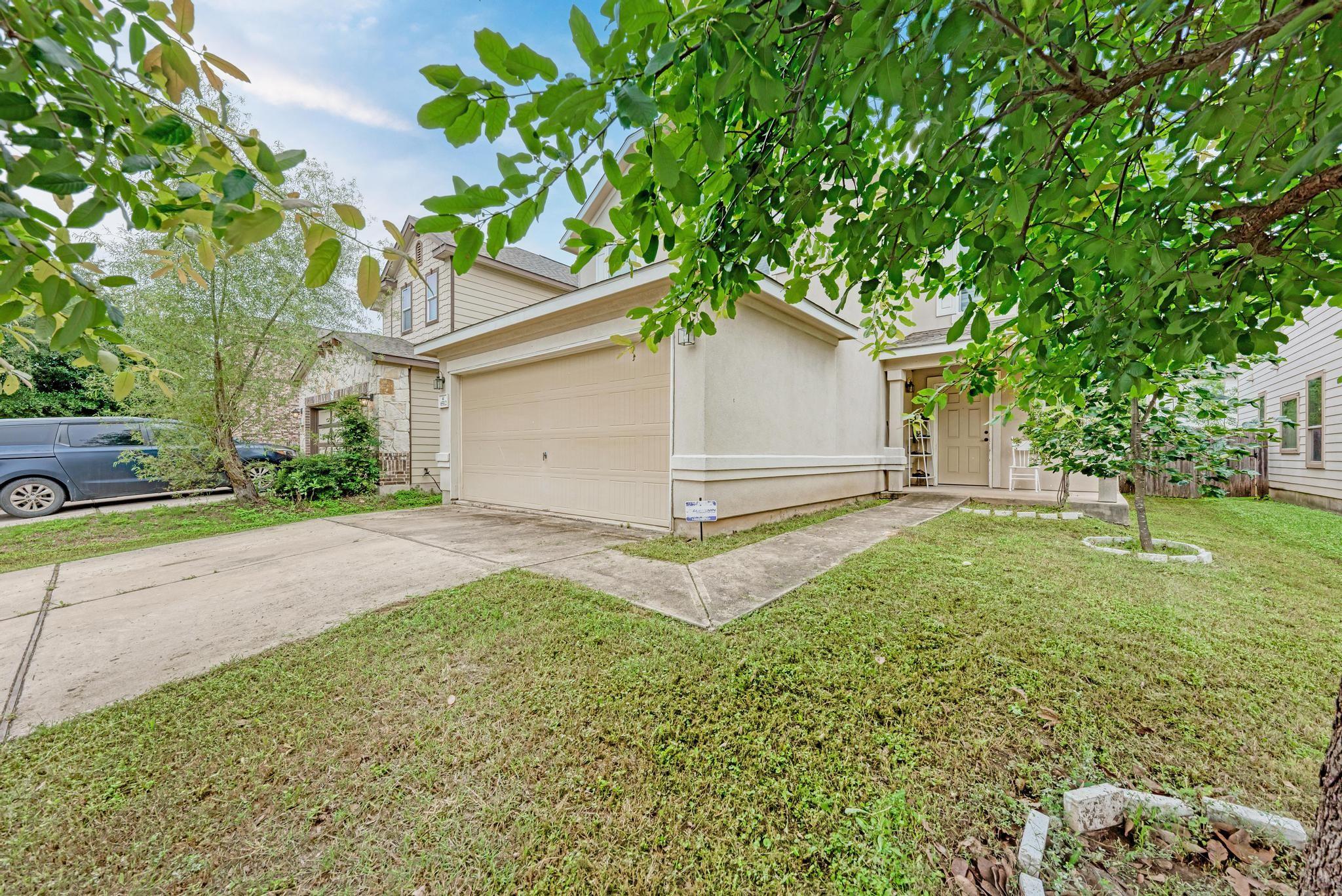 6512 Ladywell Ln Property Photo 2