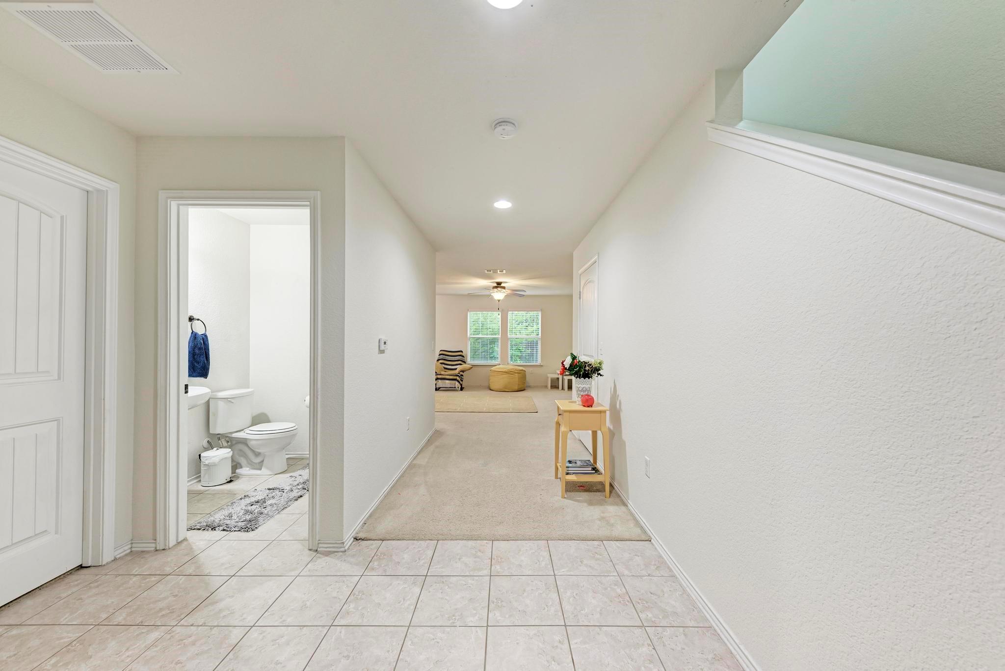 6512 Ladywell Ln Property Photo 5