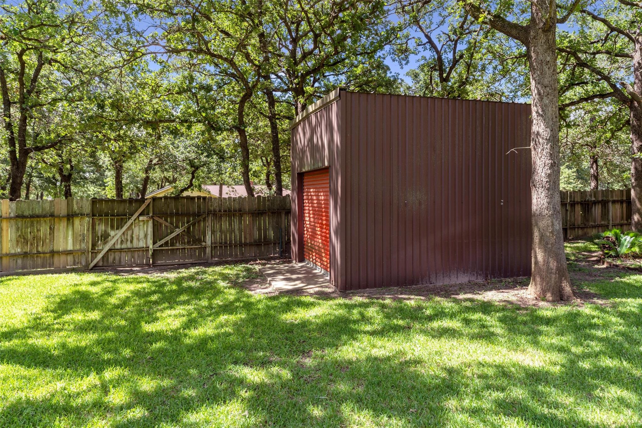 101 Sand Oak Property Photo 37
