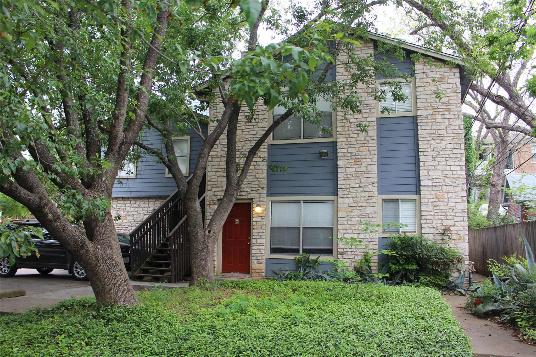 3004 Speedway Ave 2 Property Photo 17