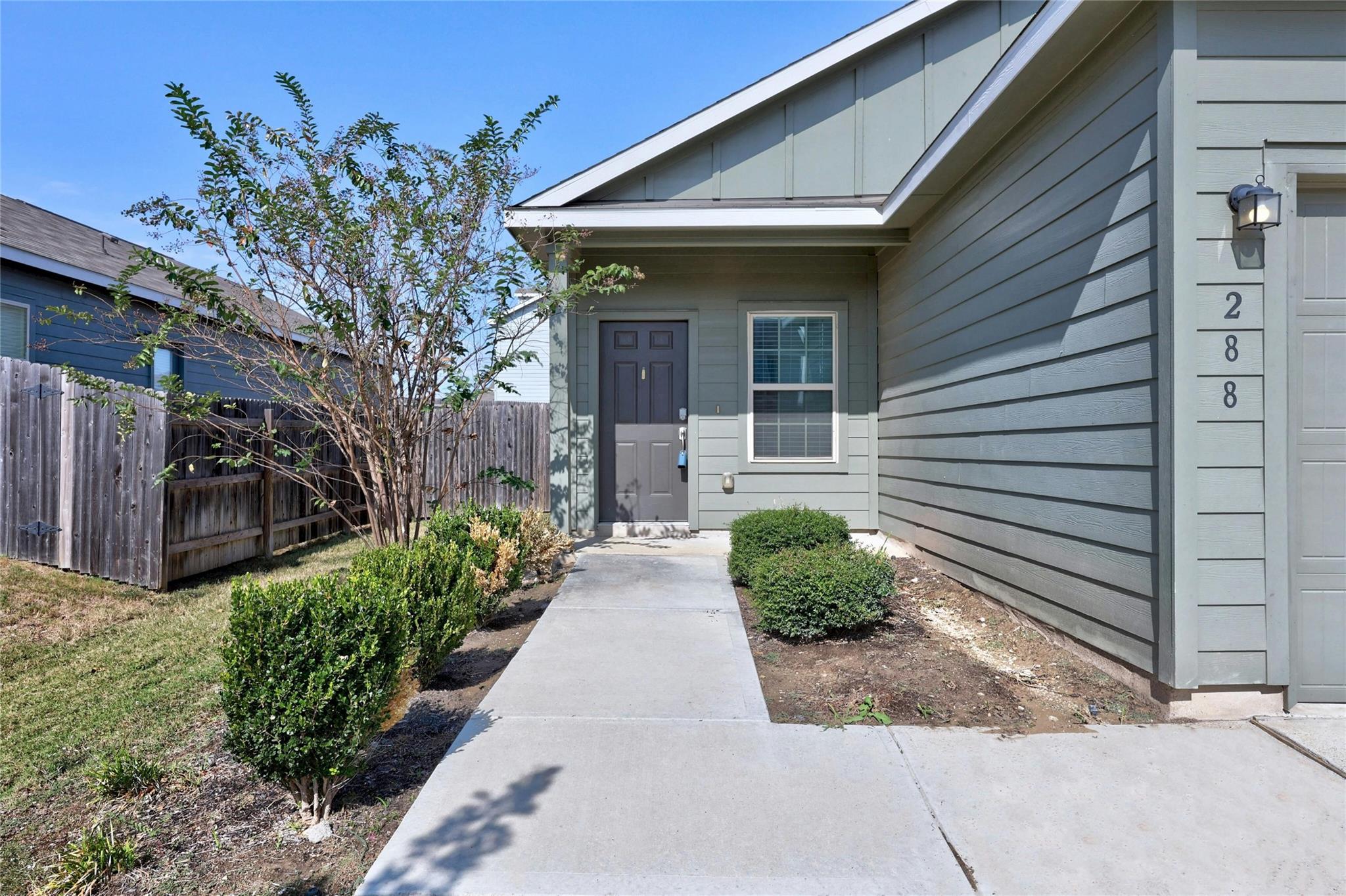 288 Emerald Green Trl Property Photo 2