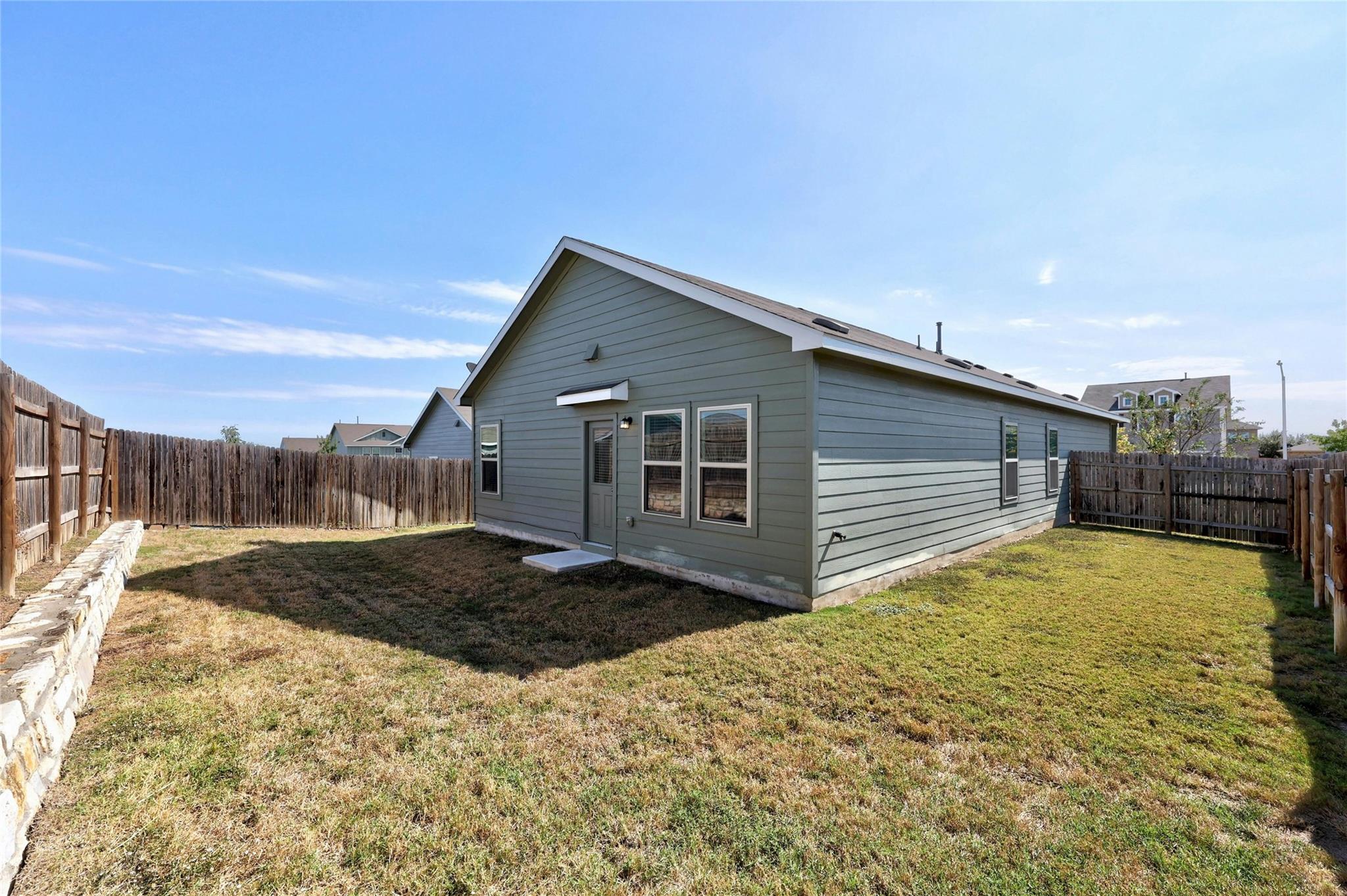 288 Emerald Green Trl Property Photo 24