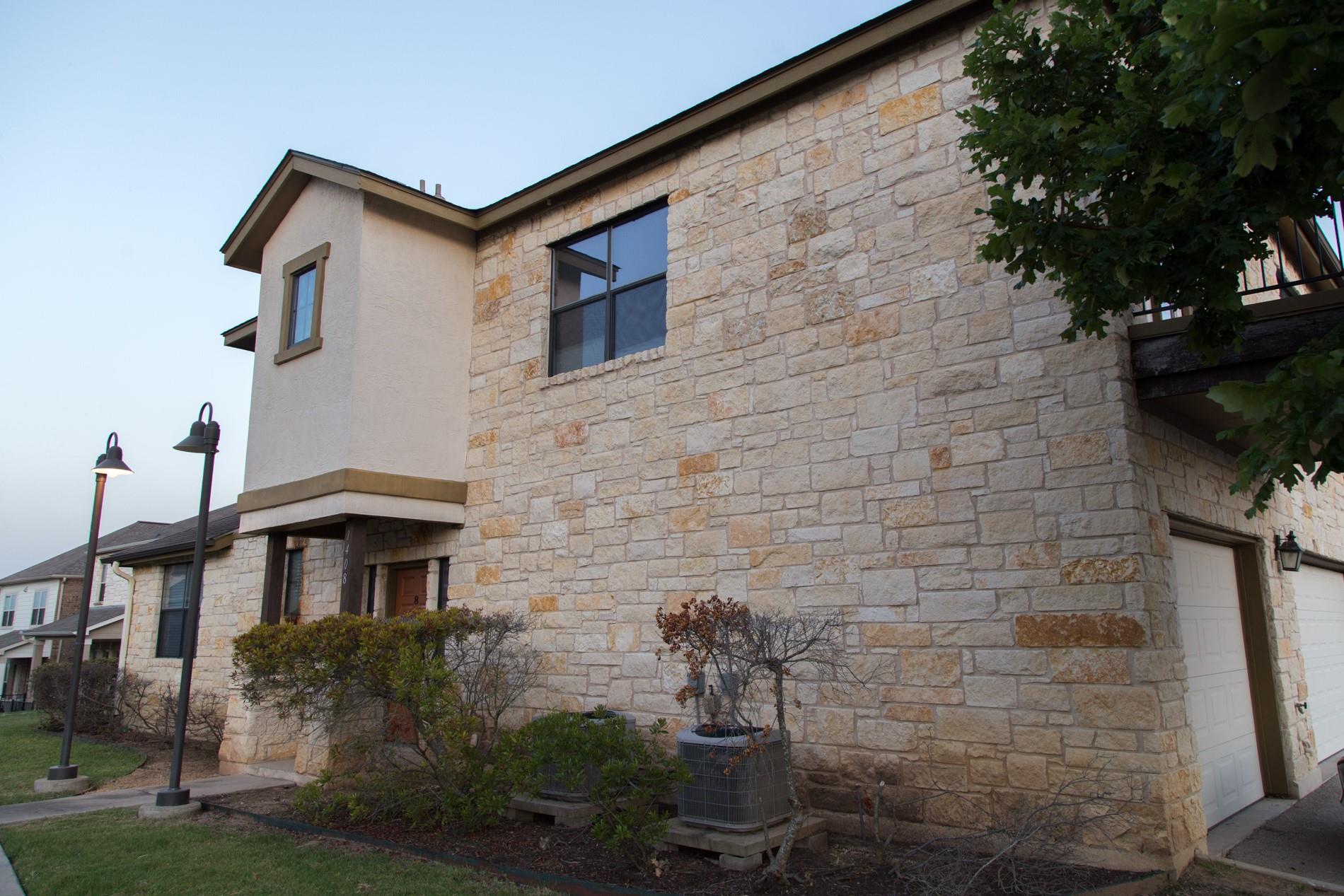 2101 Town Centre Dr 1408 Property Photo 3