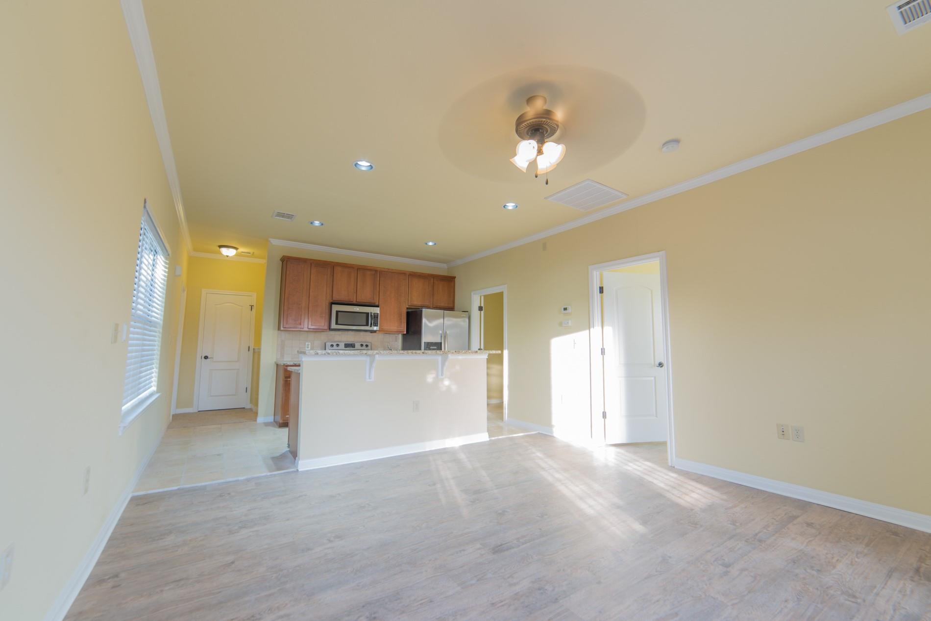 2101 Town Centre Dr 1408 Property Photo 6