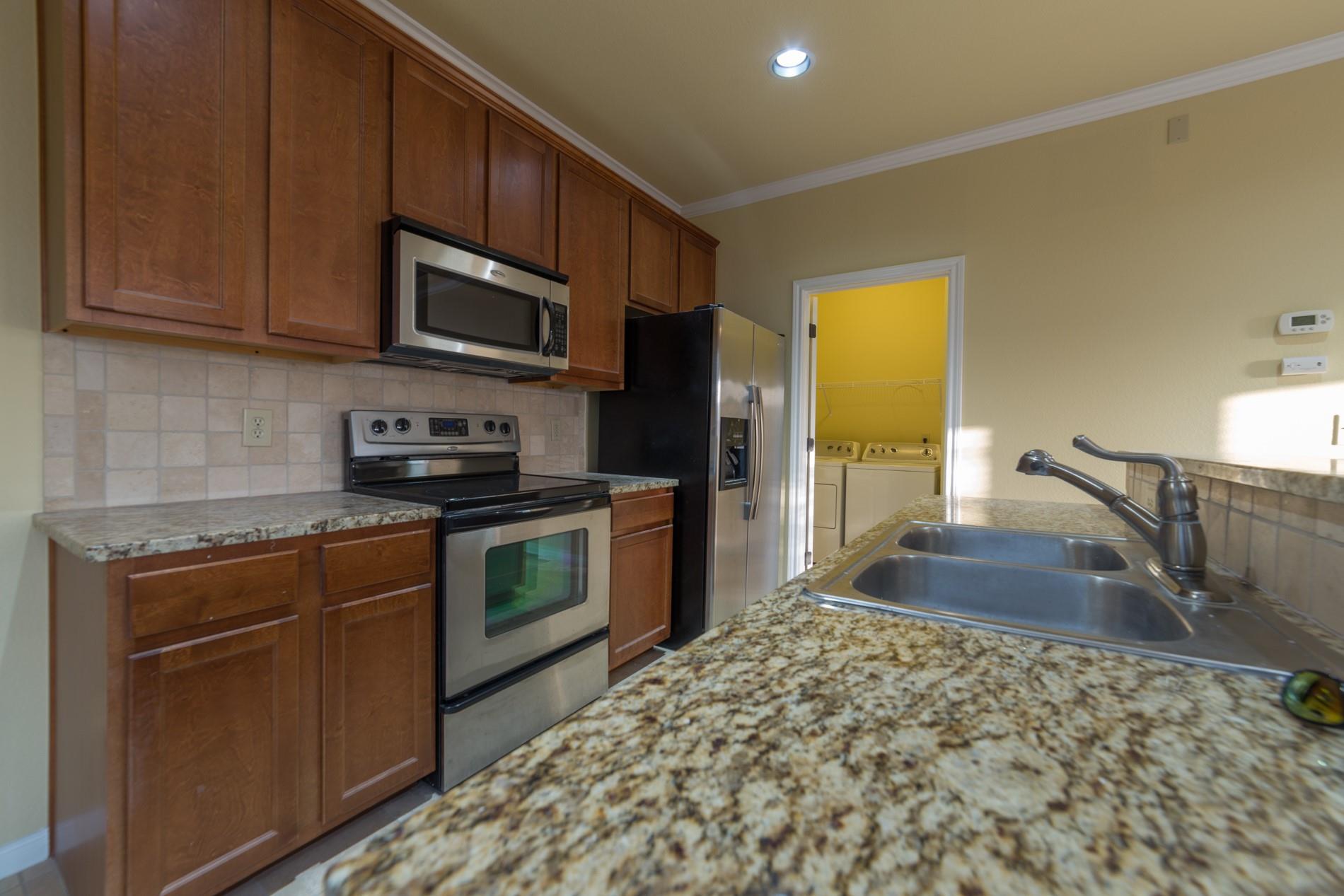 2101 Town Centre Dr 1408 Property Photo 8