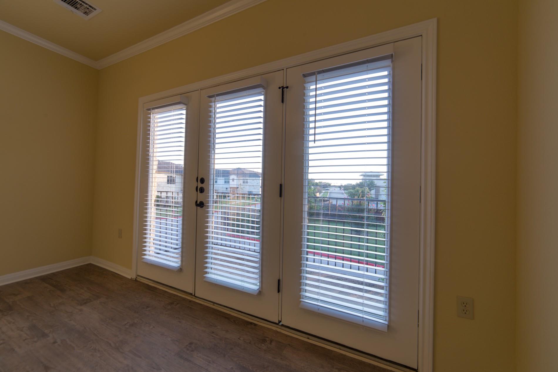2101 Town Centre Dr 1408 Property Photo 9