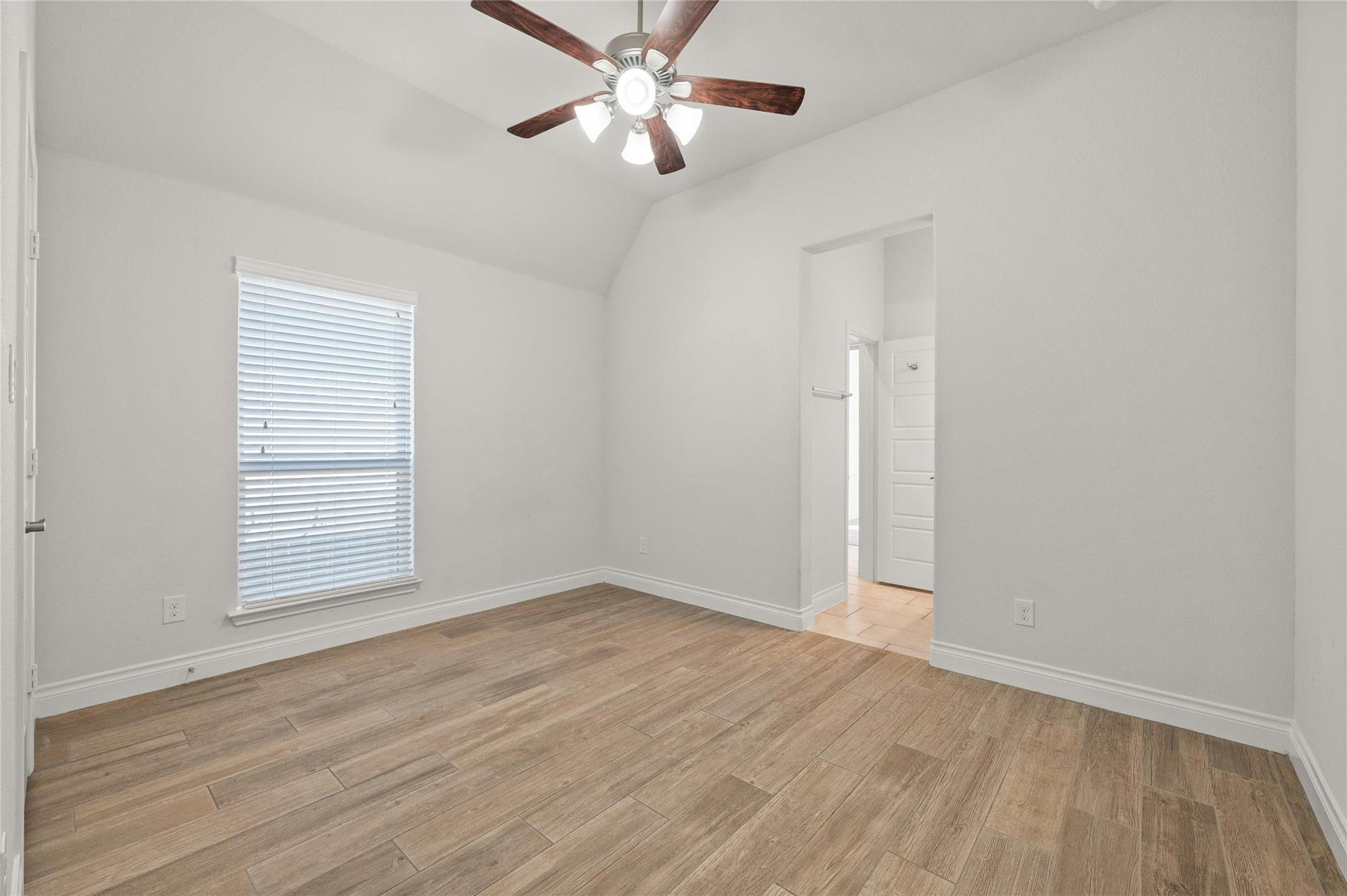1925 Woolsey Way Property Photo 19