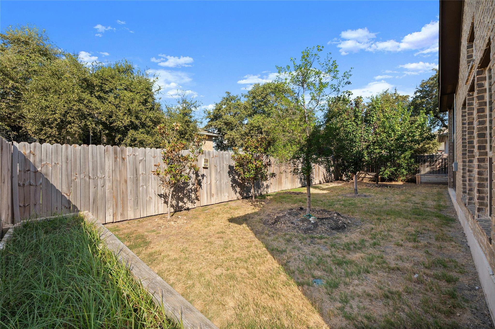 1925 Woolsey Way Property Photo 29