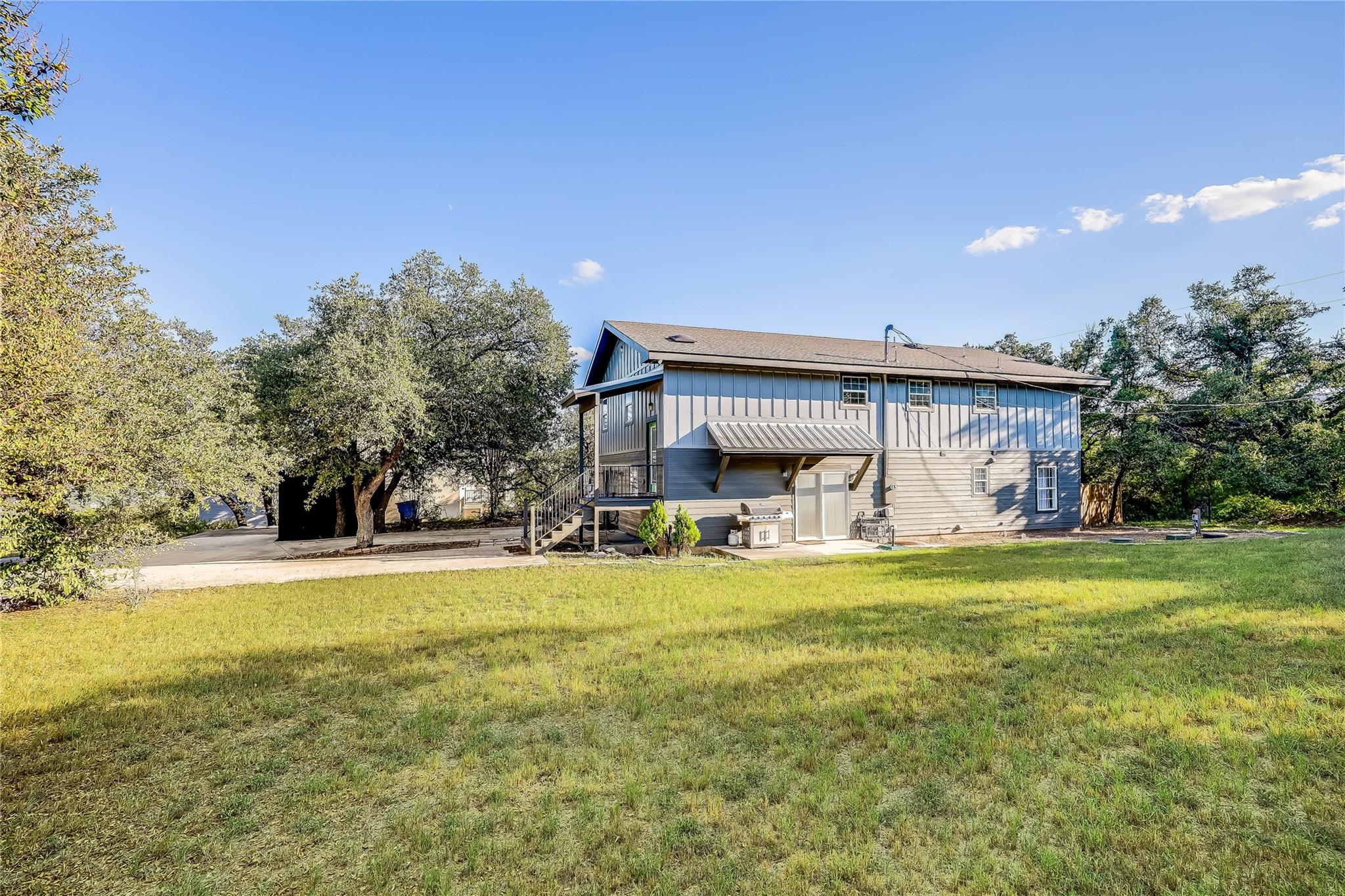 11217 Clearview Dr Property Photo 4