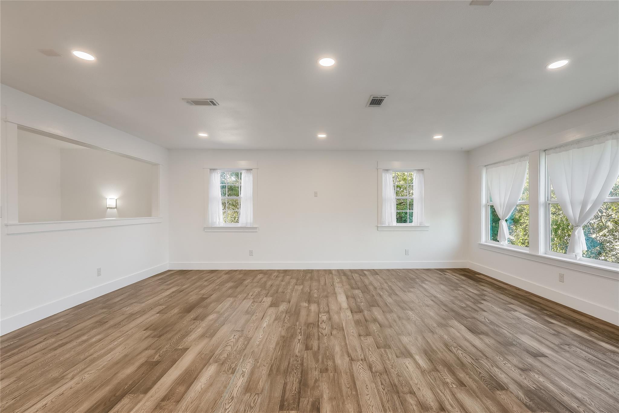 11217 Clearview Dr Property Photo 14