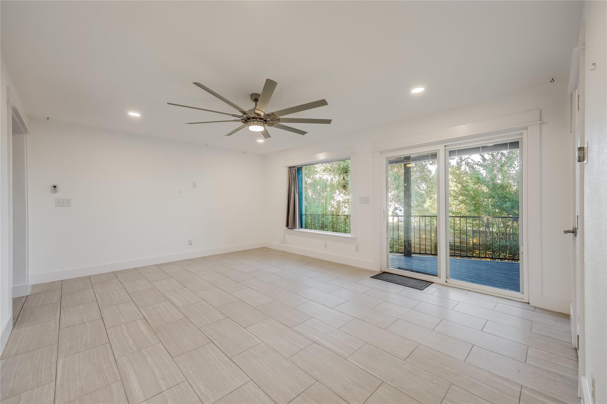11217 Clearview Dr Property Photo 18