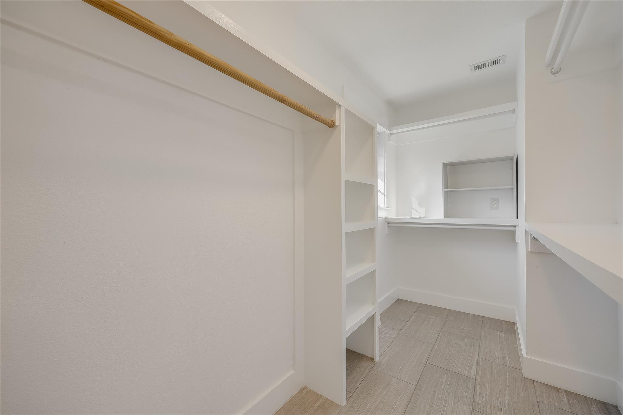 11217 Clearview Dr Property Photo 24