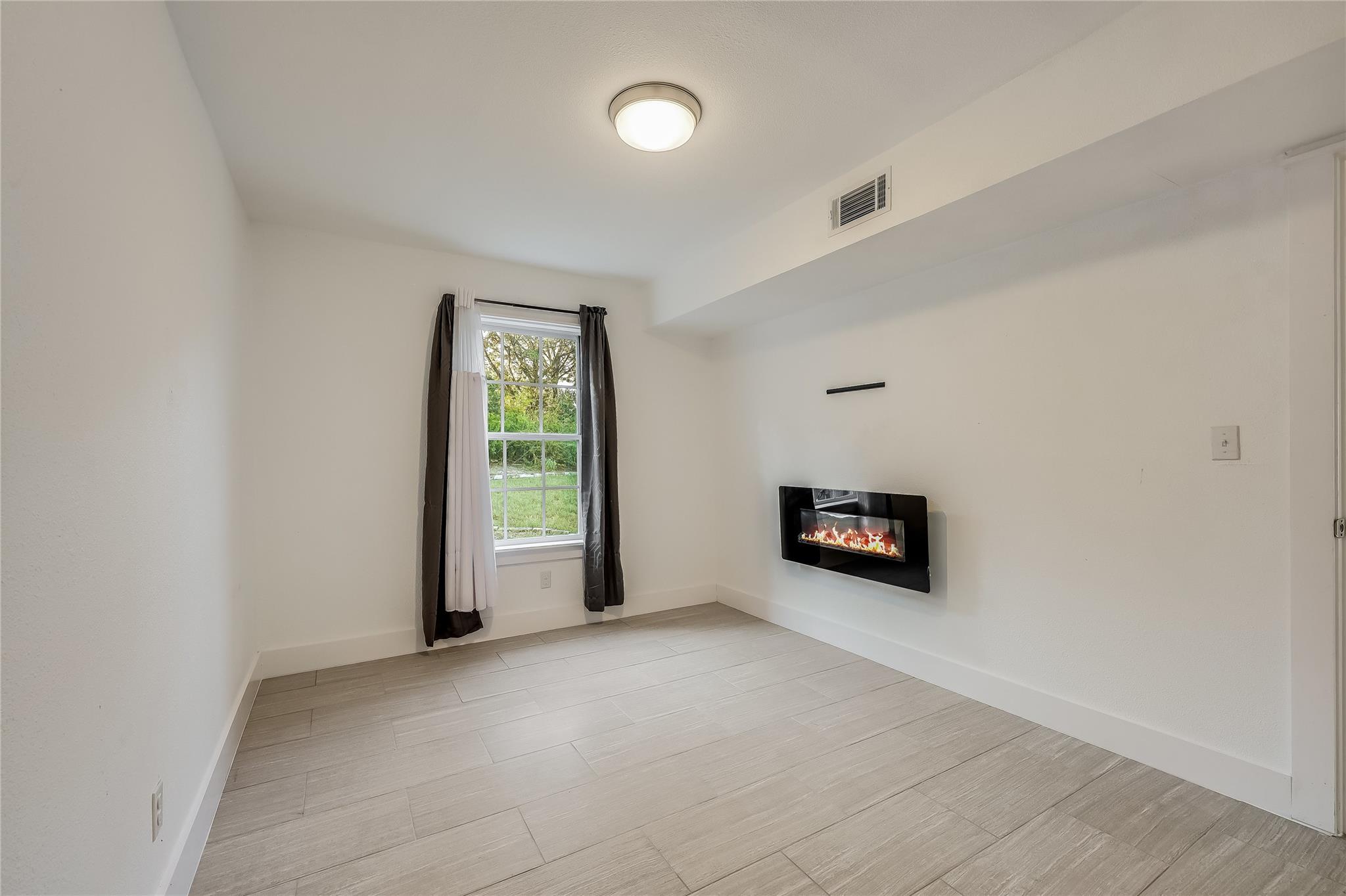 11217 Clearview Dr Property Photo 28