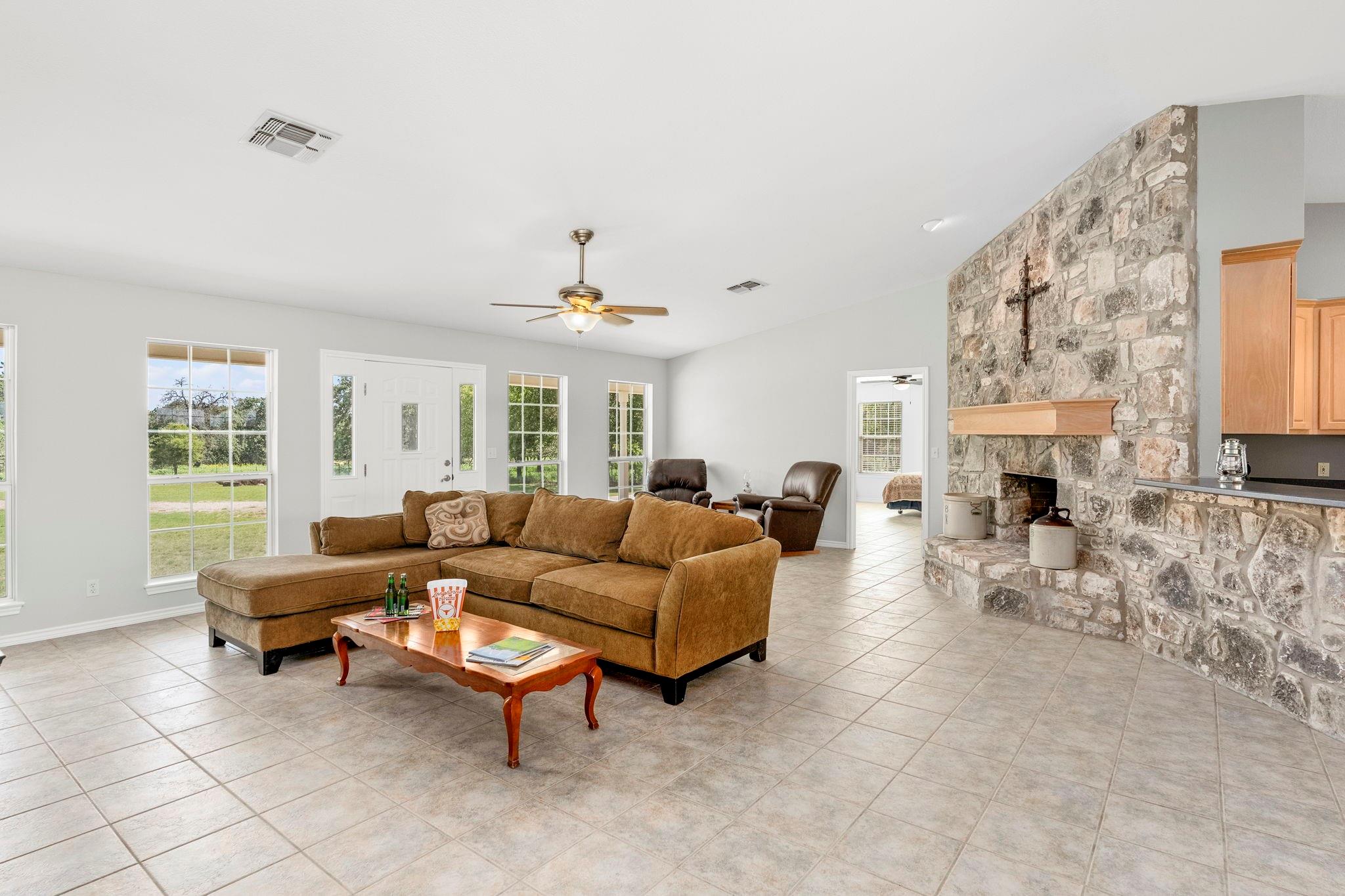 2474 Goehmann Ln Property Photo 15
