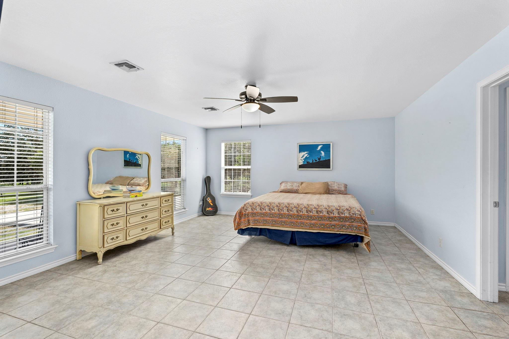 2474 Goehmann Ln Property Photo 26