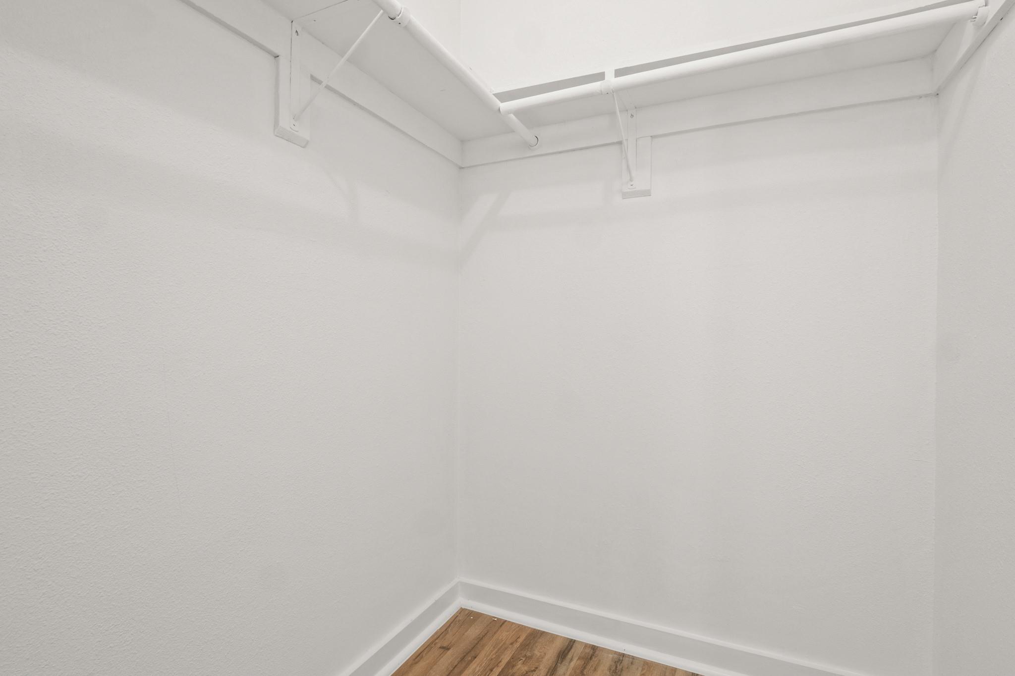 5616 Emerald Forest Dr 101 Property Photo 22