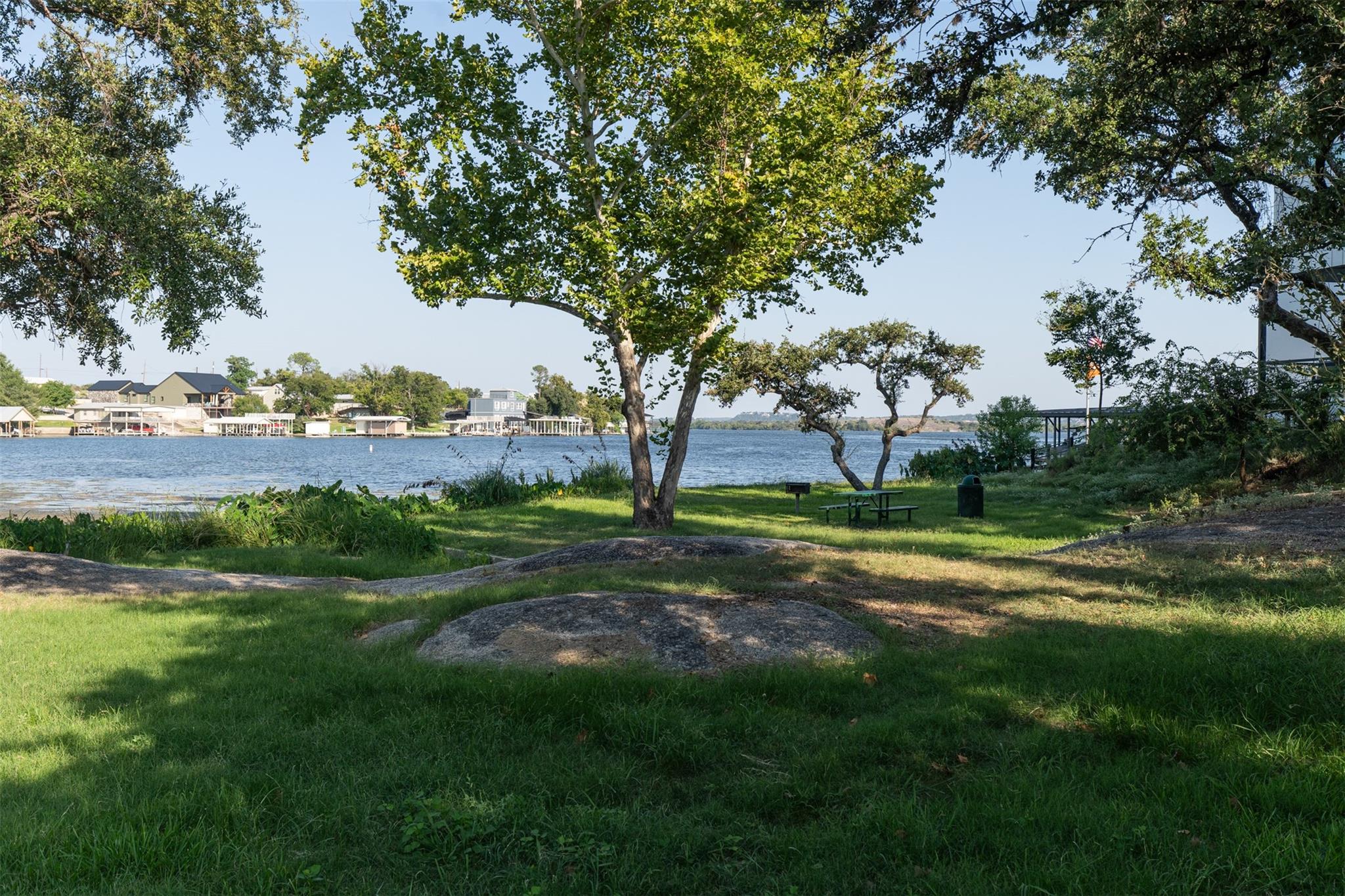 N/a Persimmon Dr Property Photo 15