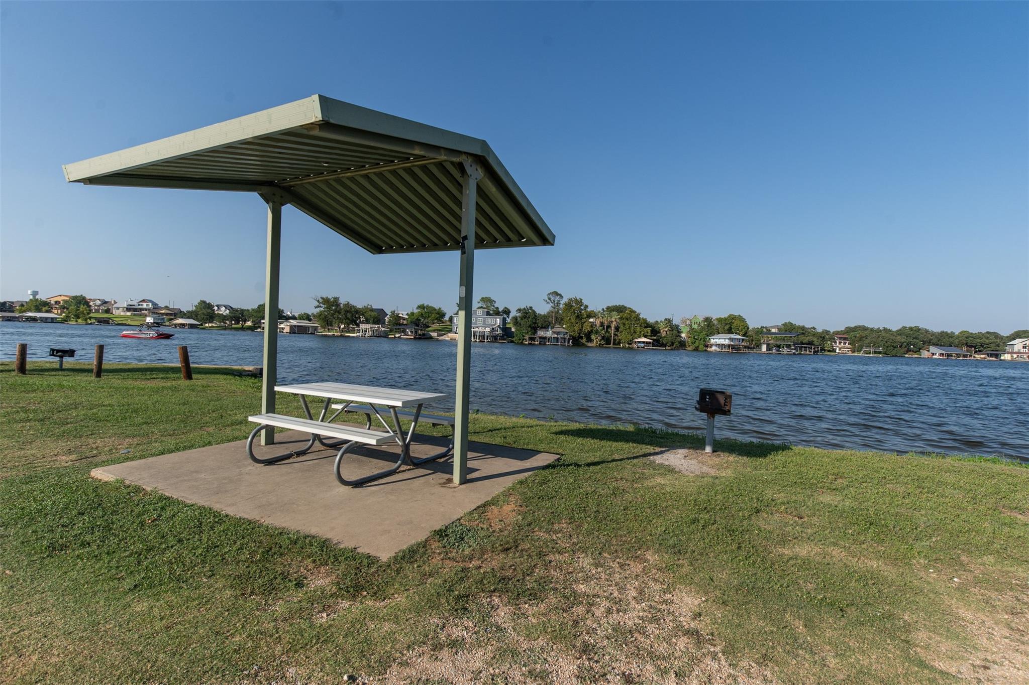 N/a Persimmon Dr Property Photo 19