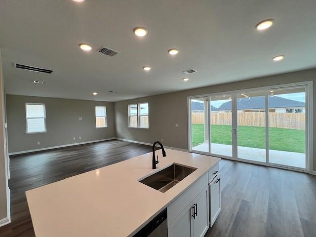20708 Stelfox St Property Photo 4