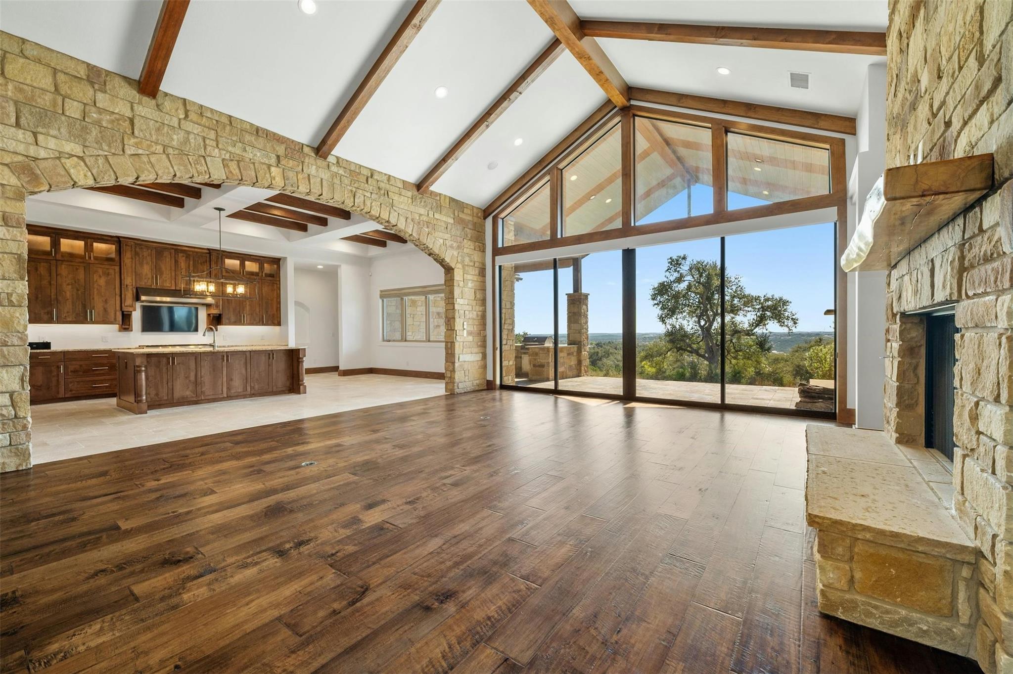 8040 Carlton Ridge Cv Property Photo 5