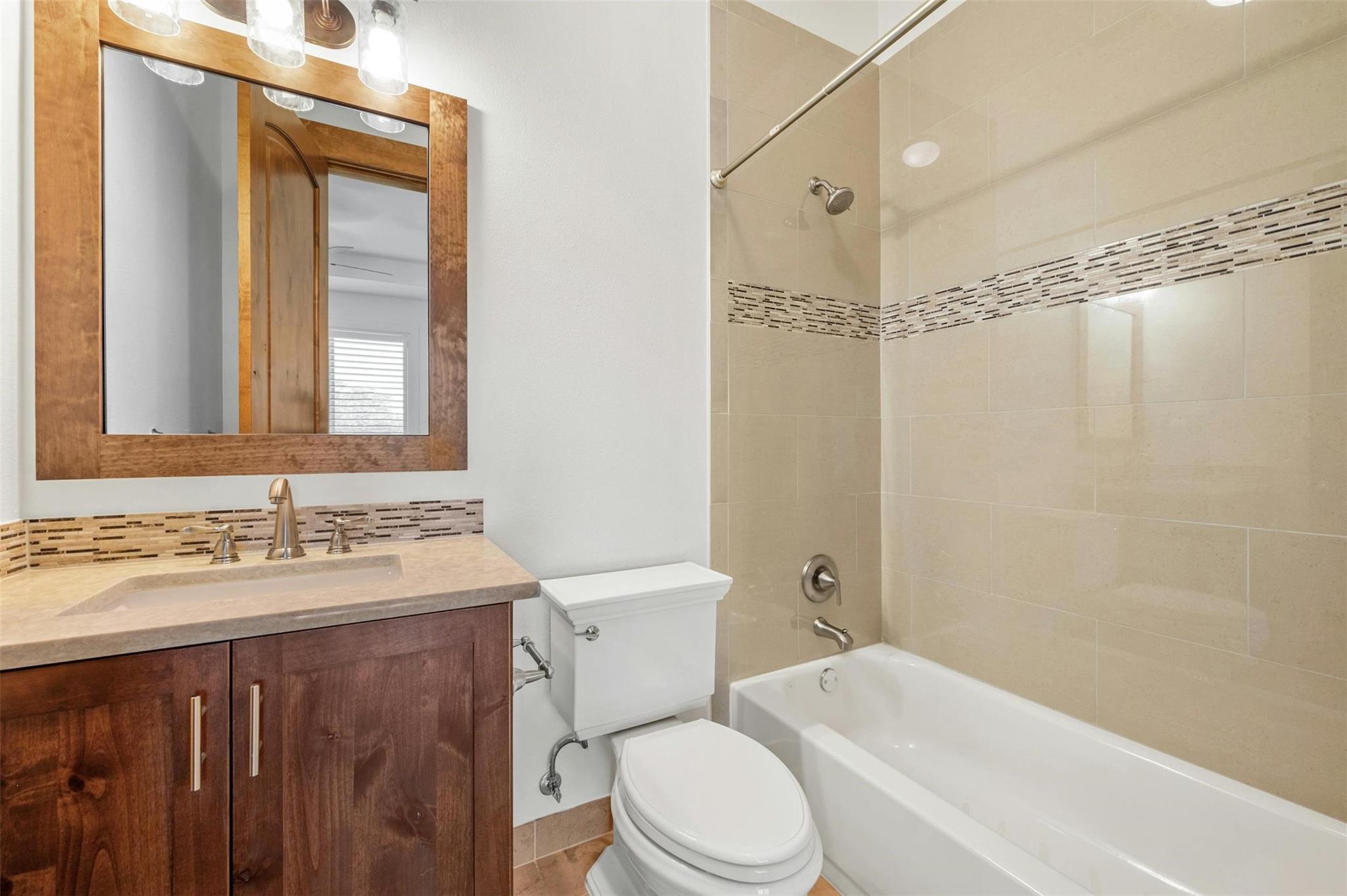 8040 Carlton Ridge Cv Property Photo 24