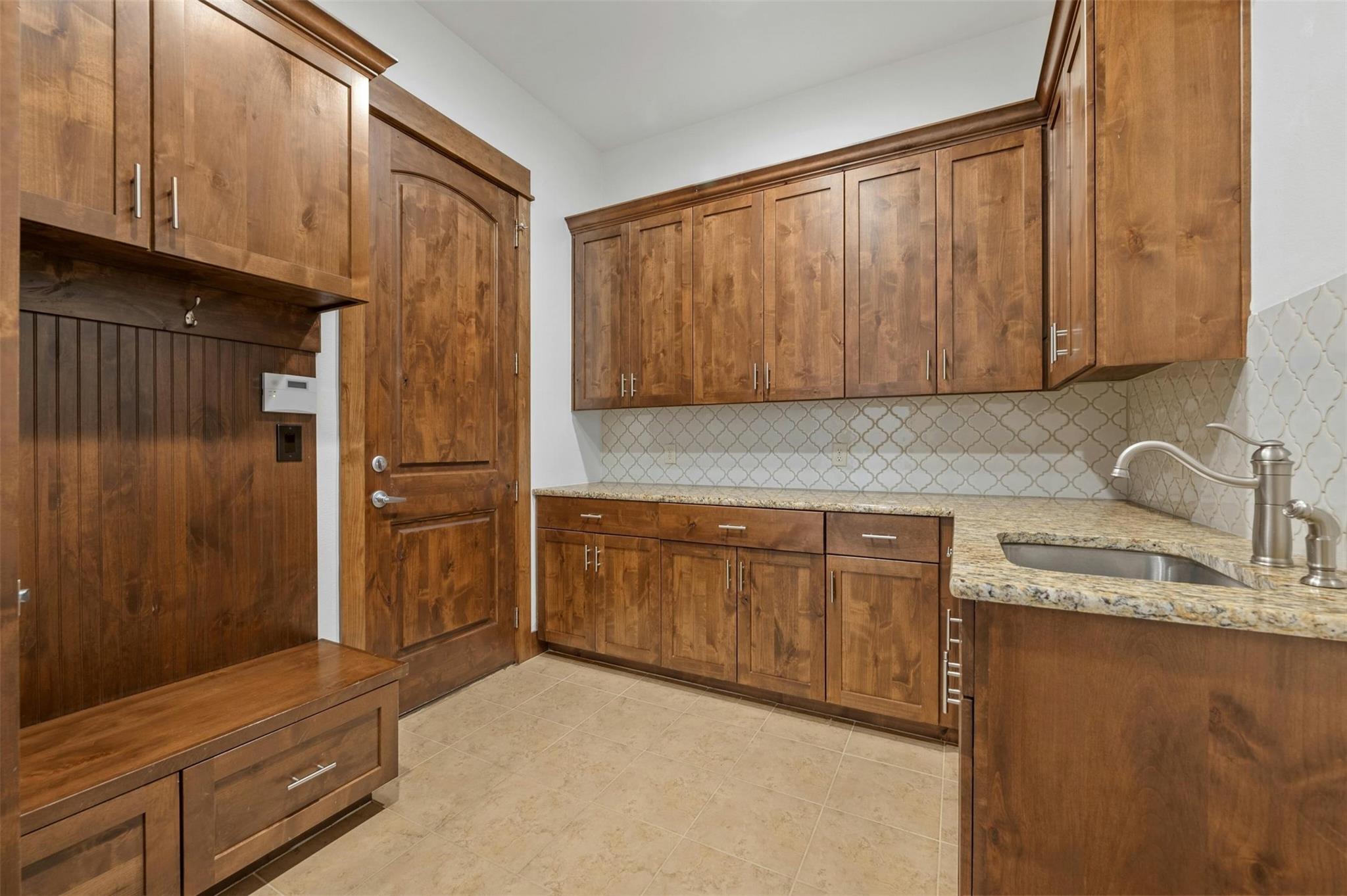 8040 Carlton Ridge Cv Property Photo 26