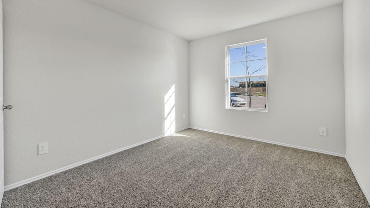 1001 Argonne Forest Property Photo 4