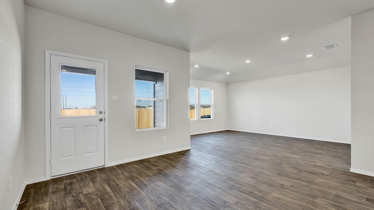 1001 Argonne Forest Property Photo 17