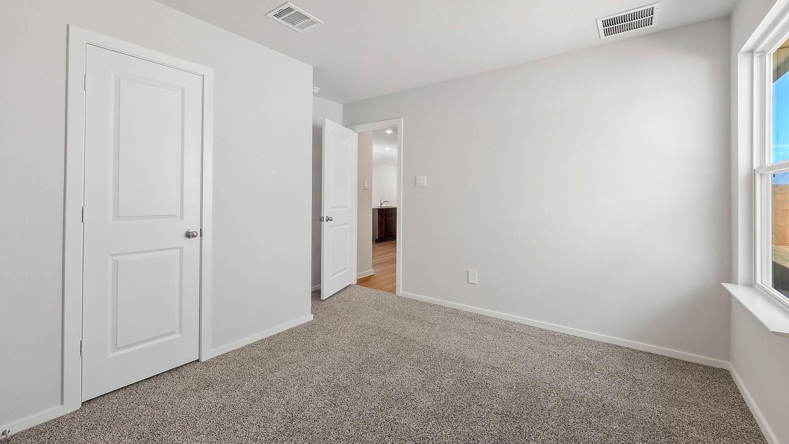 509 Pickel Dr Property Photo 14