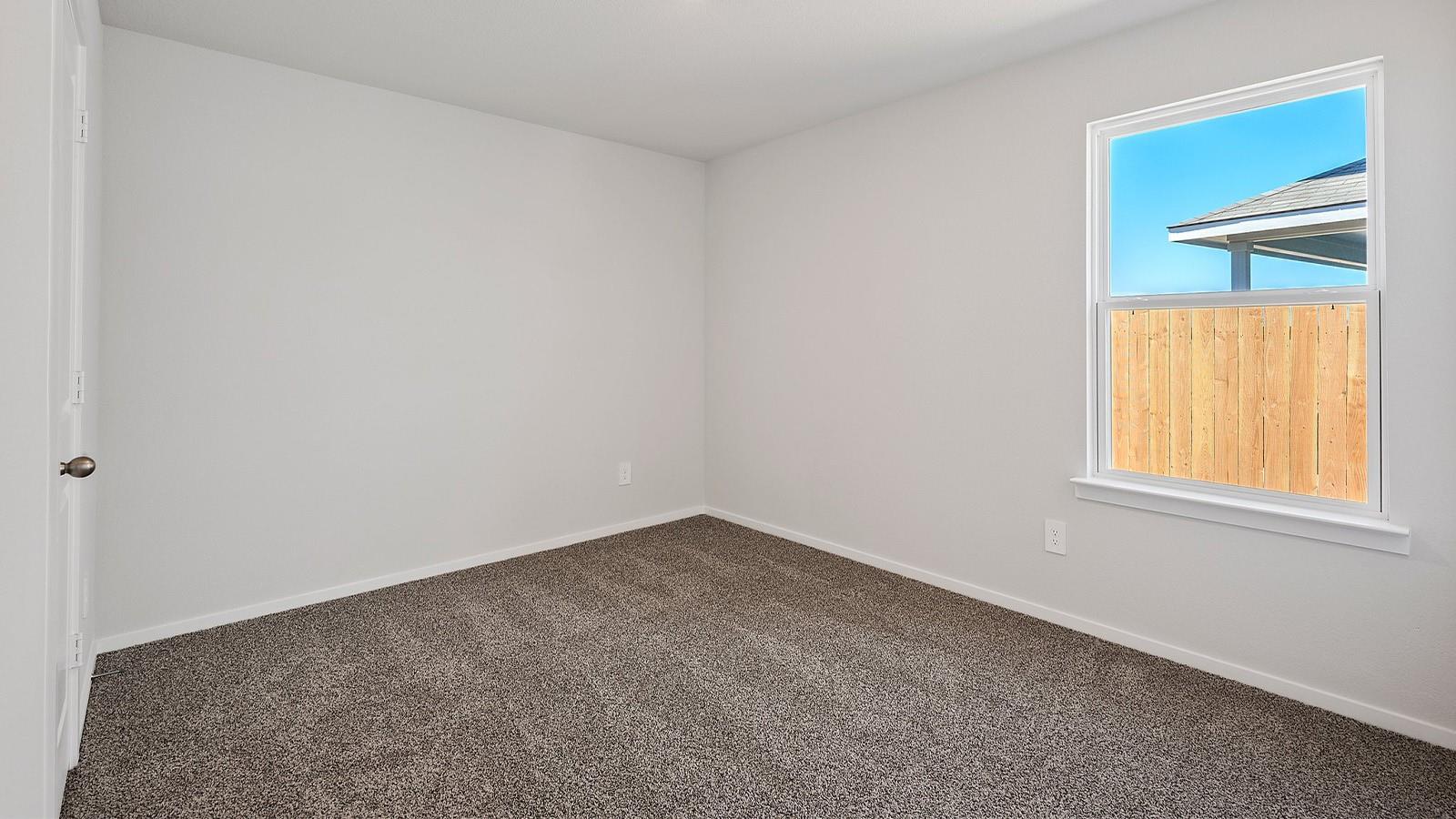509 Pickel Dr Property Photo 18