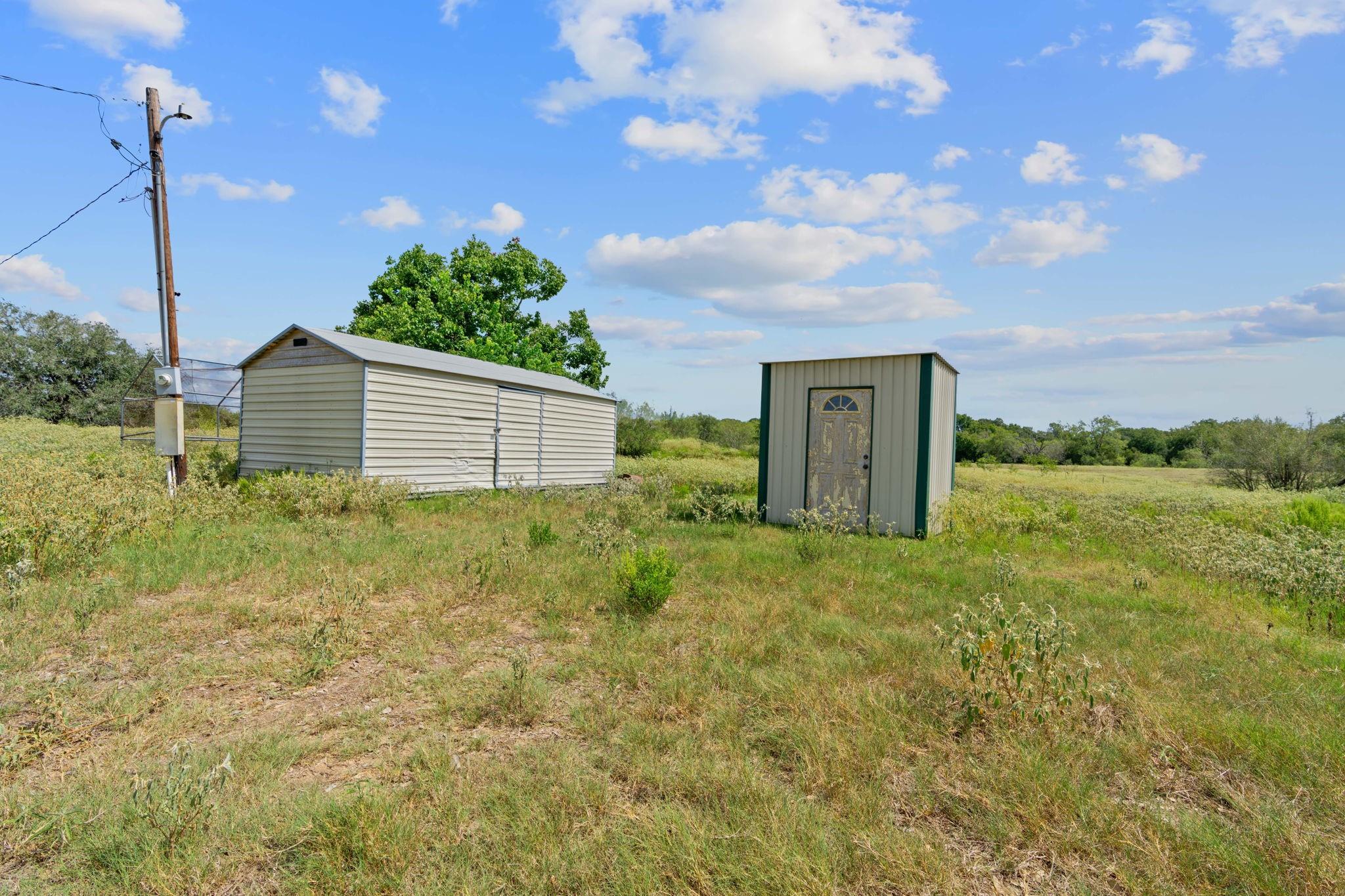1636 Sparta Field Rd Property Photo 27