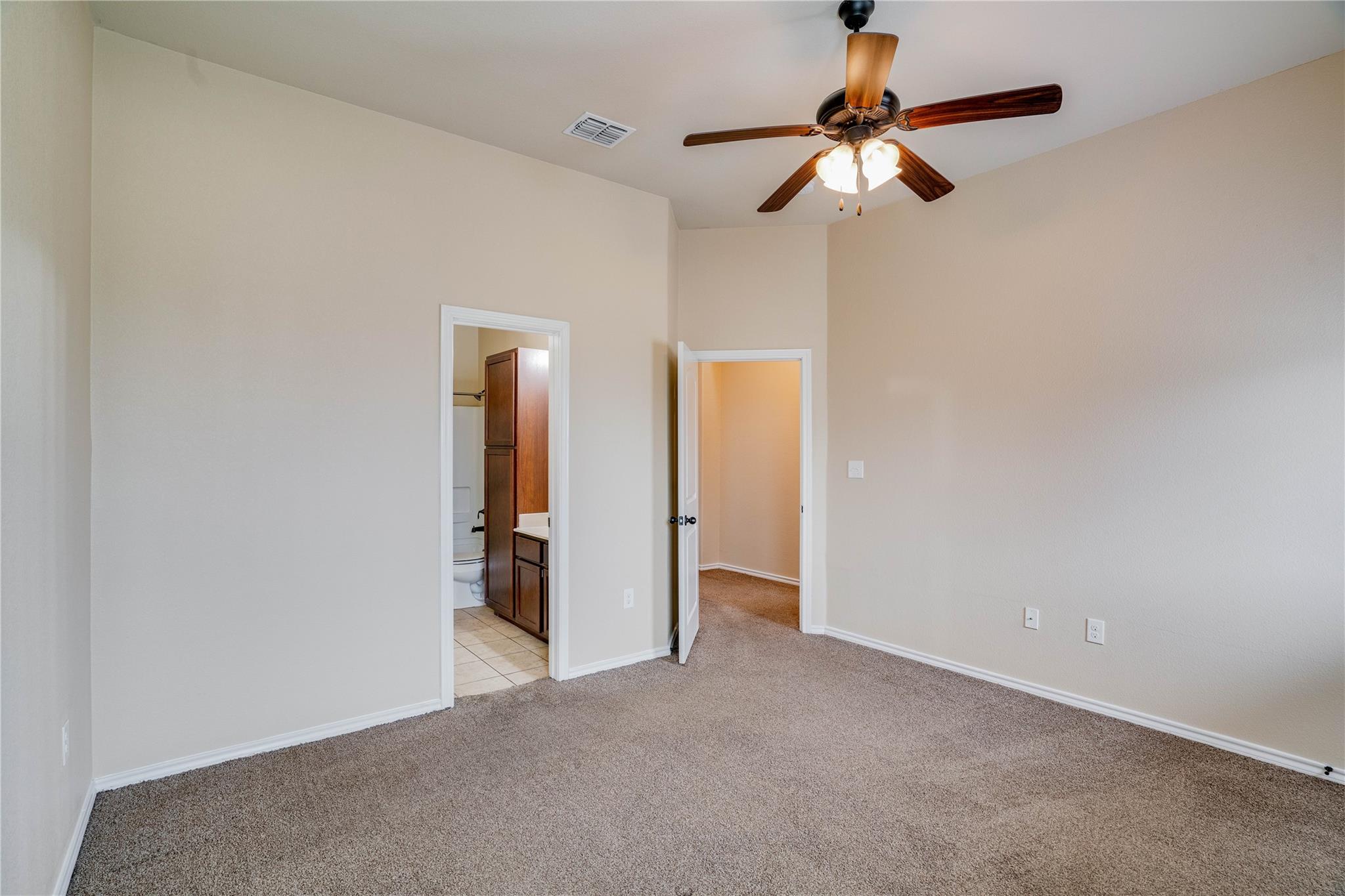 119 Creekside Villa Dr Property Photo 17