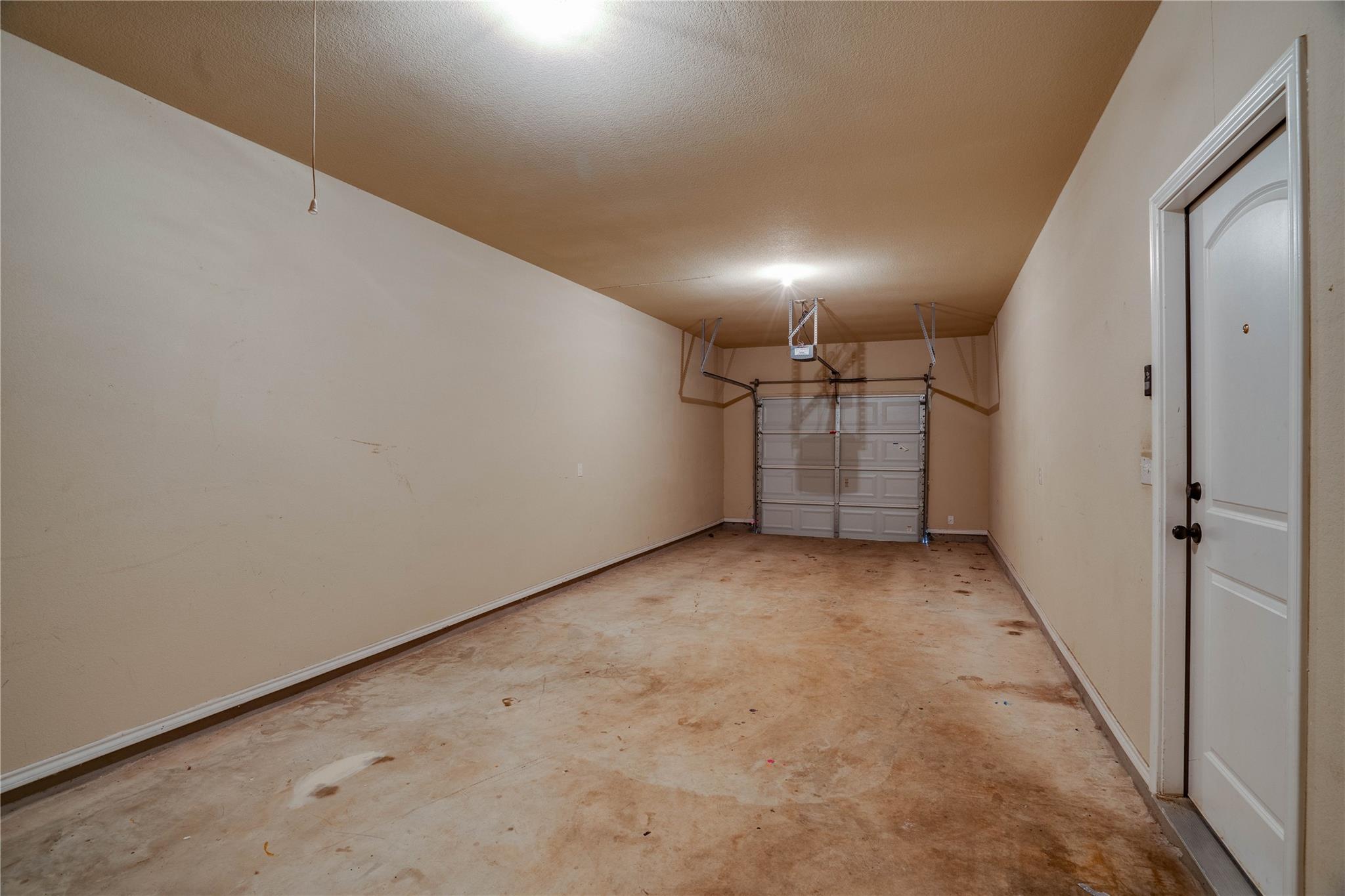 119 Creekside Villa Dr Property Photo 20