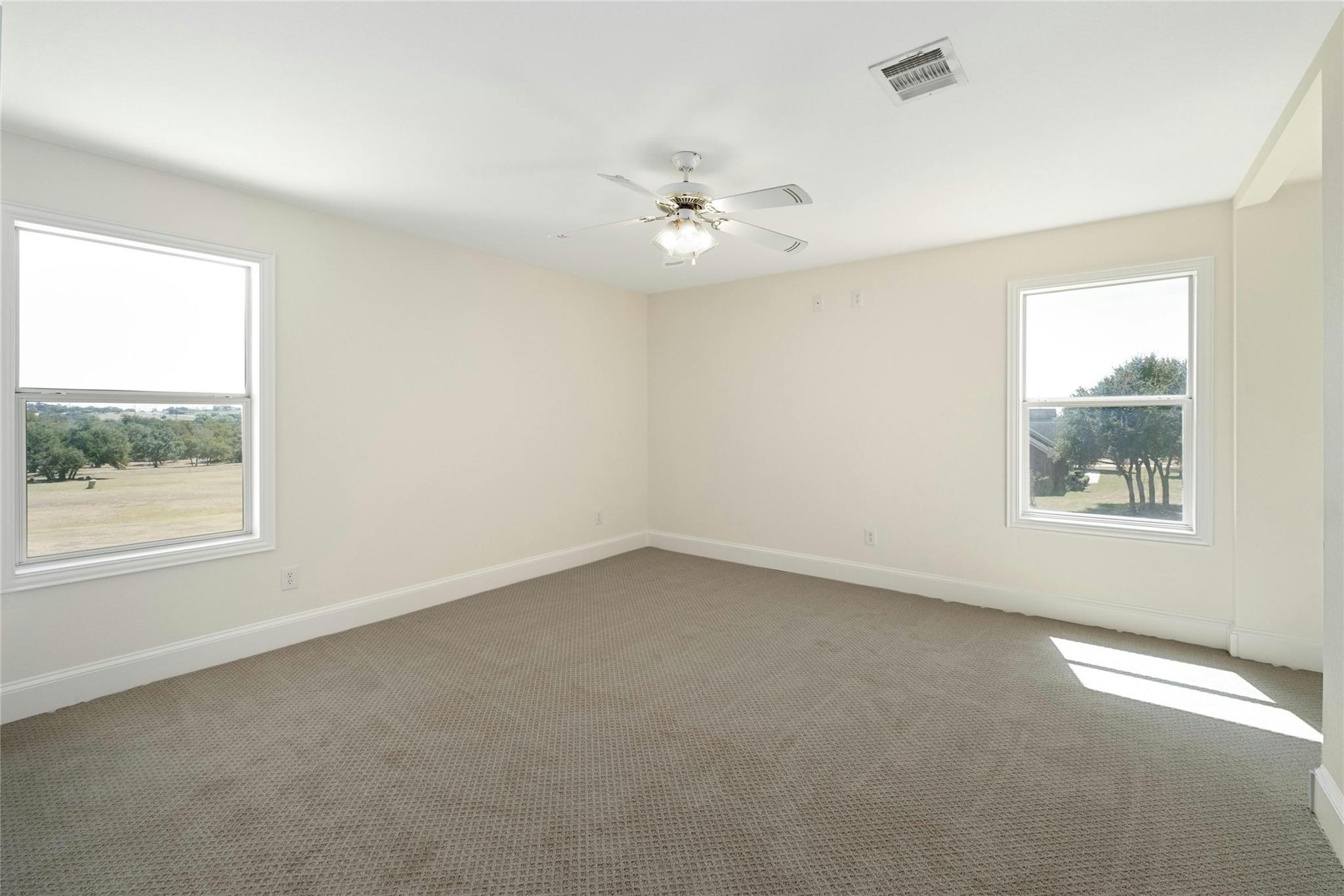 200 Oak Forest Dr Property Photo 27