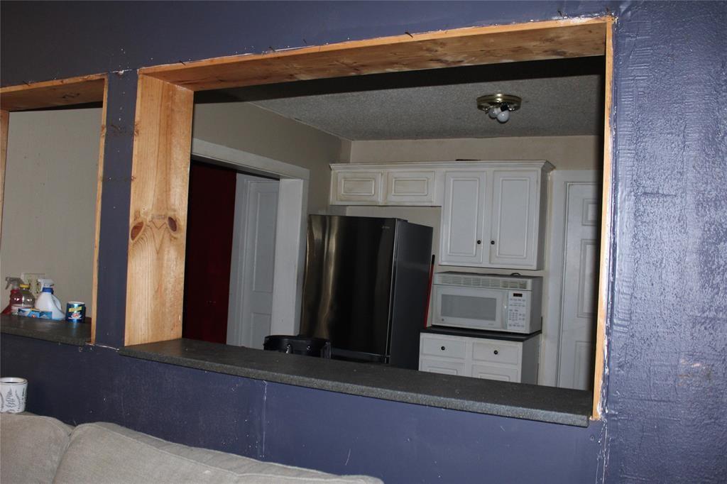 637 Trinity St Property Photo 17