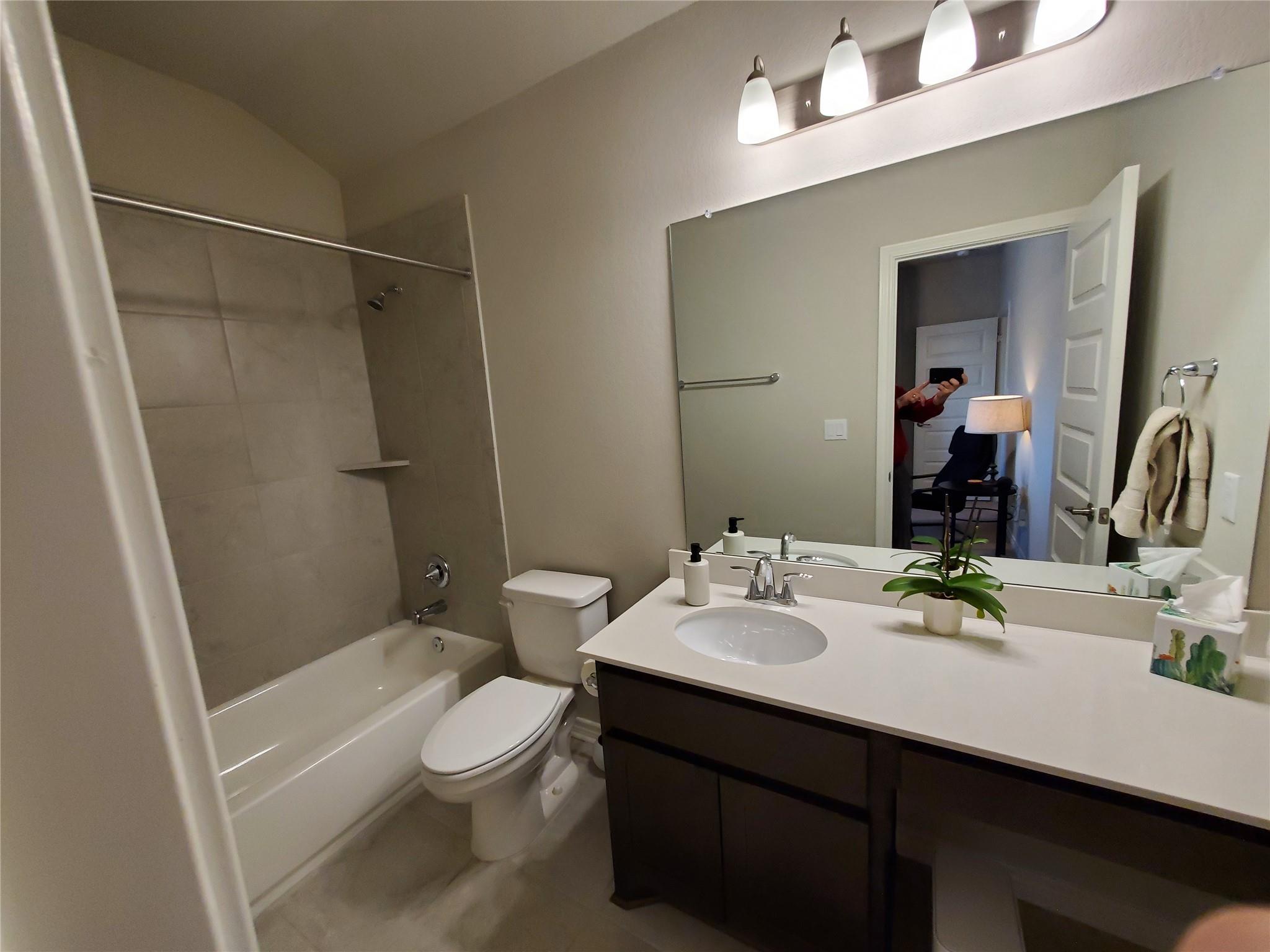 1633 Winding Stream Trl Property Photo 15