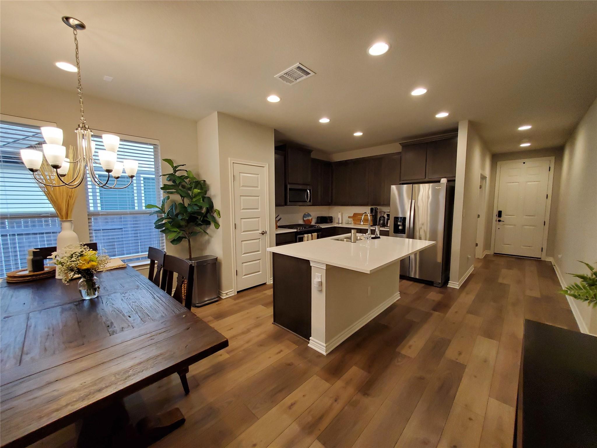 1633 Winding Stream Trl Property Photo 28