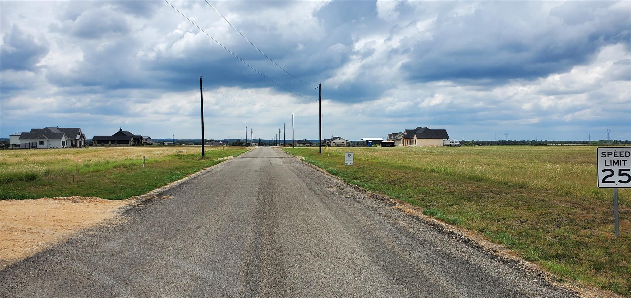 000 Apache Trl Property Photo 3
