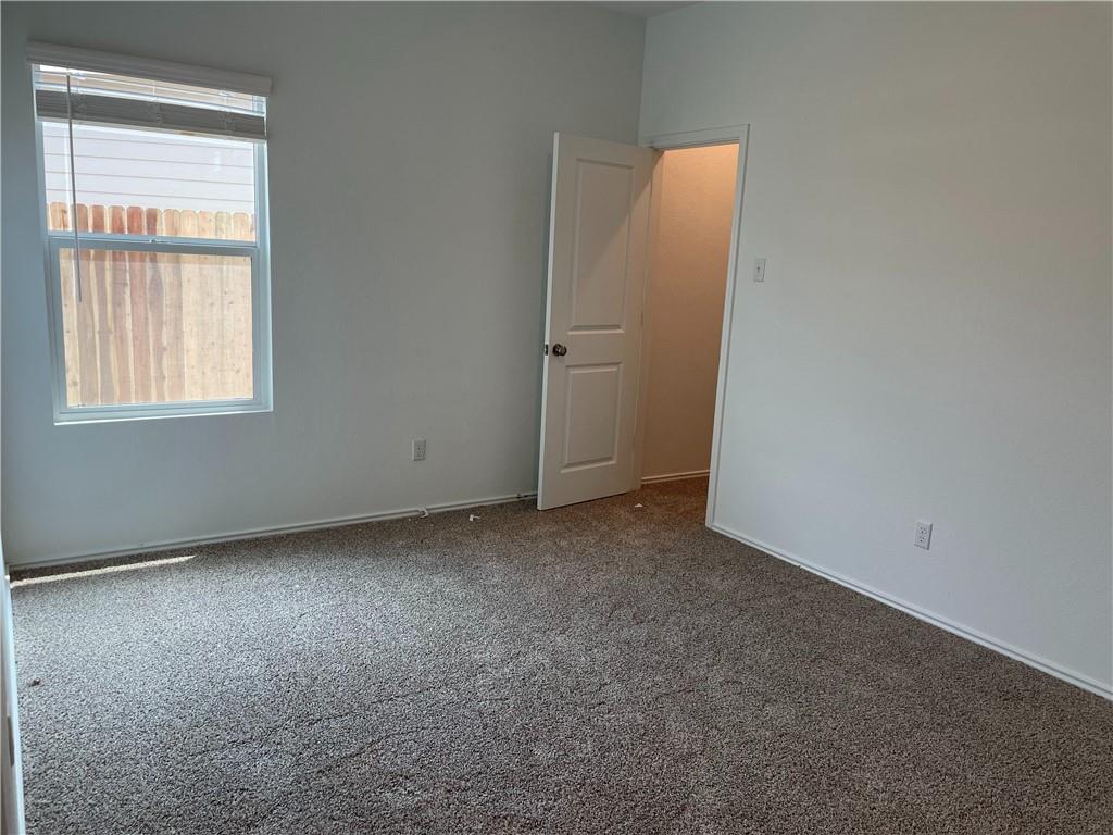 452 Gabbro Gardens Property Photo 8