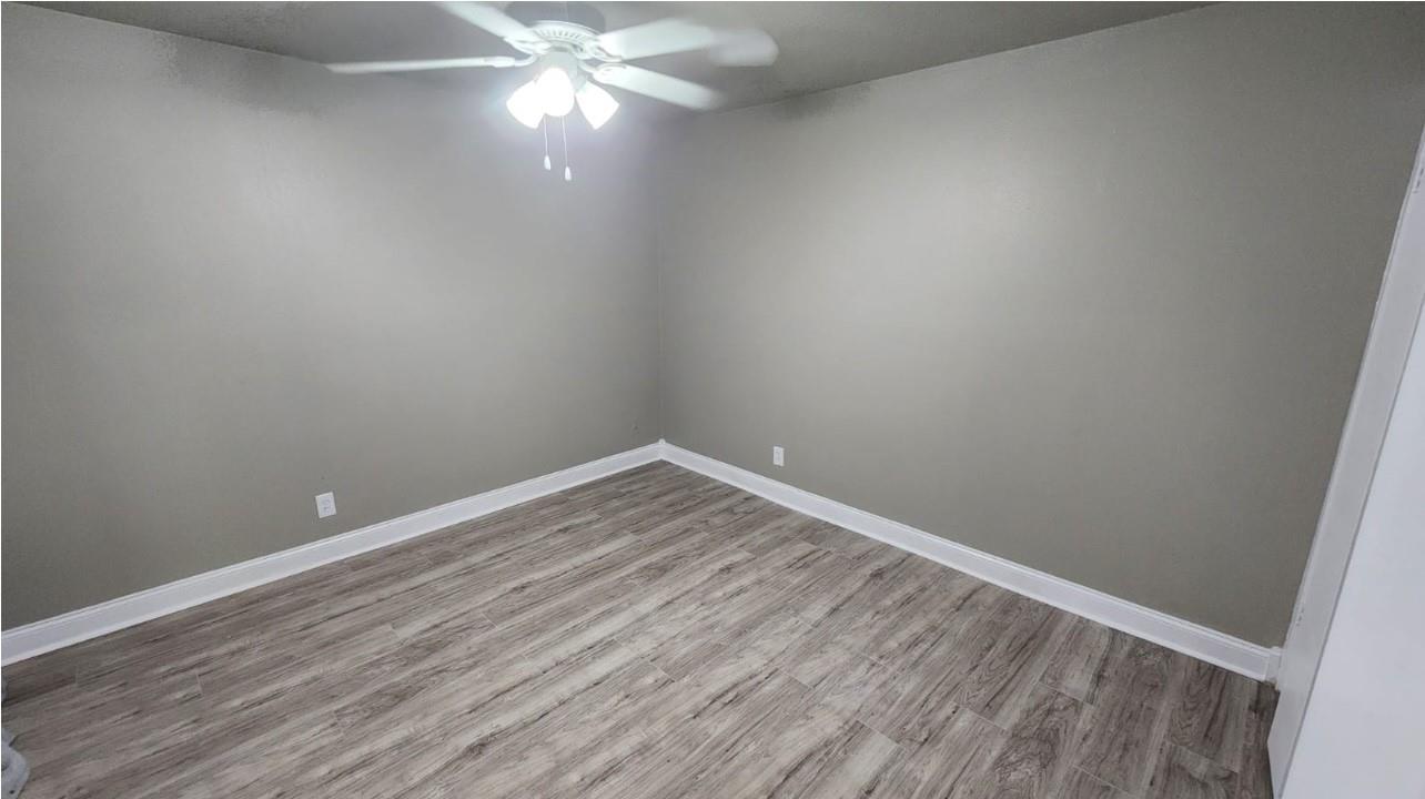 1304 Summit St 206 Property Photo 4