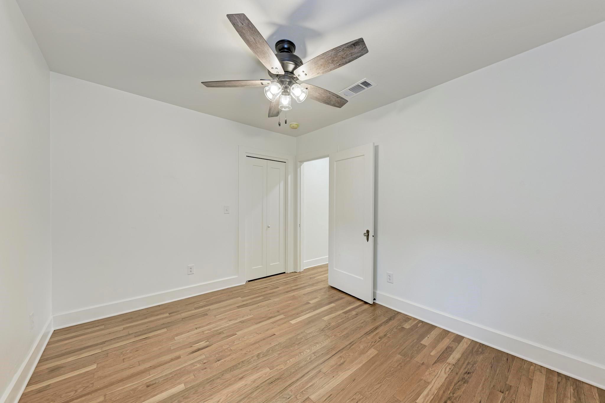 108 S Porter St Property Photo 24